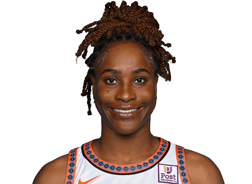 Queen Egbo headshot