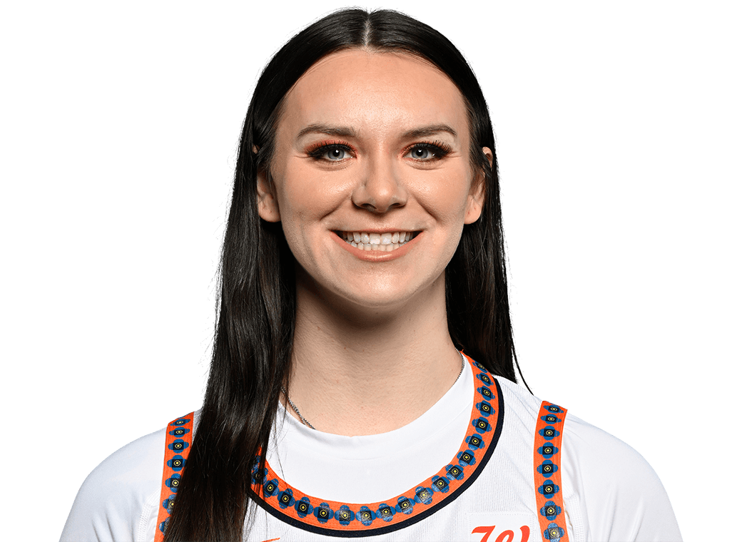Caitlin Bickle headshot