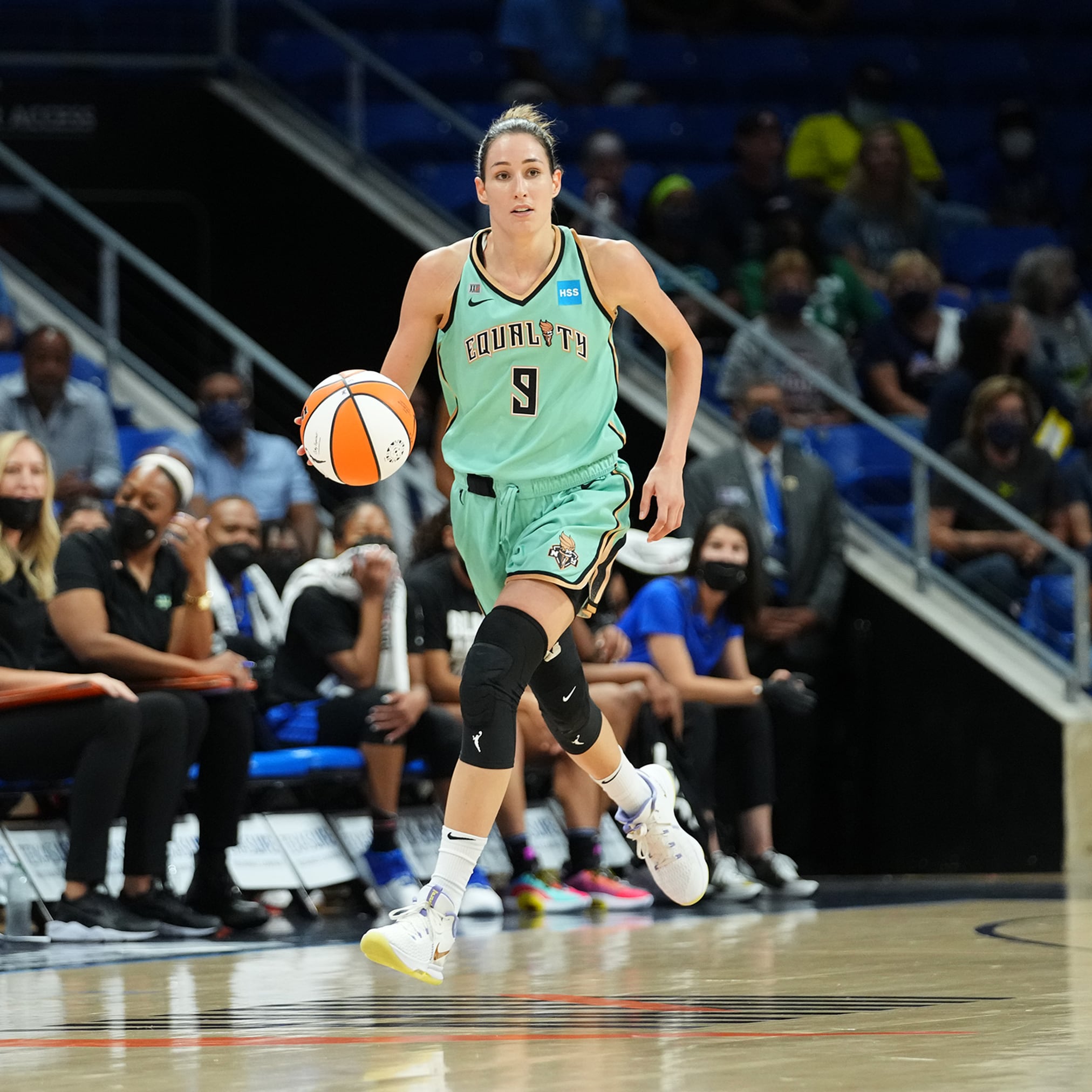 Jazmine Jones Stats, Height, Weight, Position, Draft Status and More WNBA