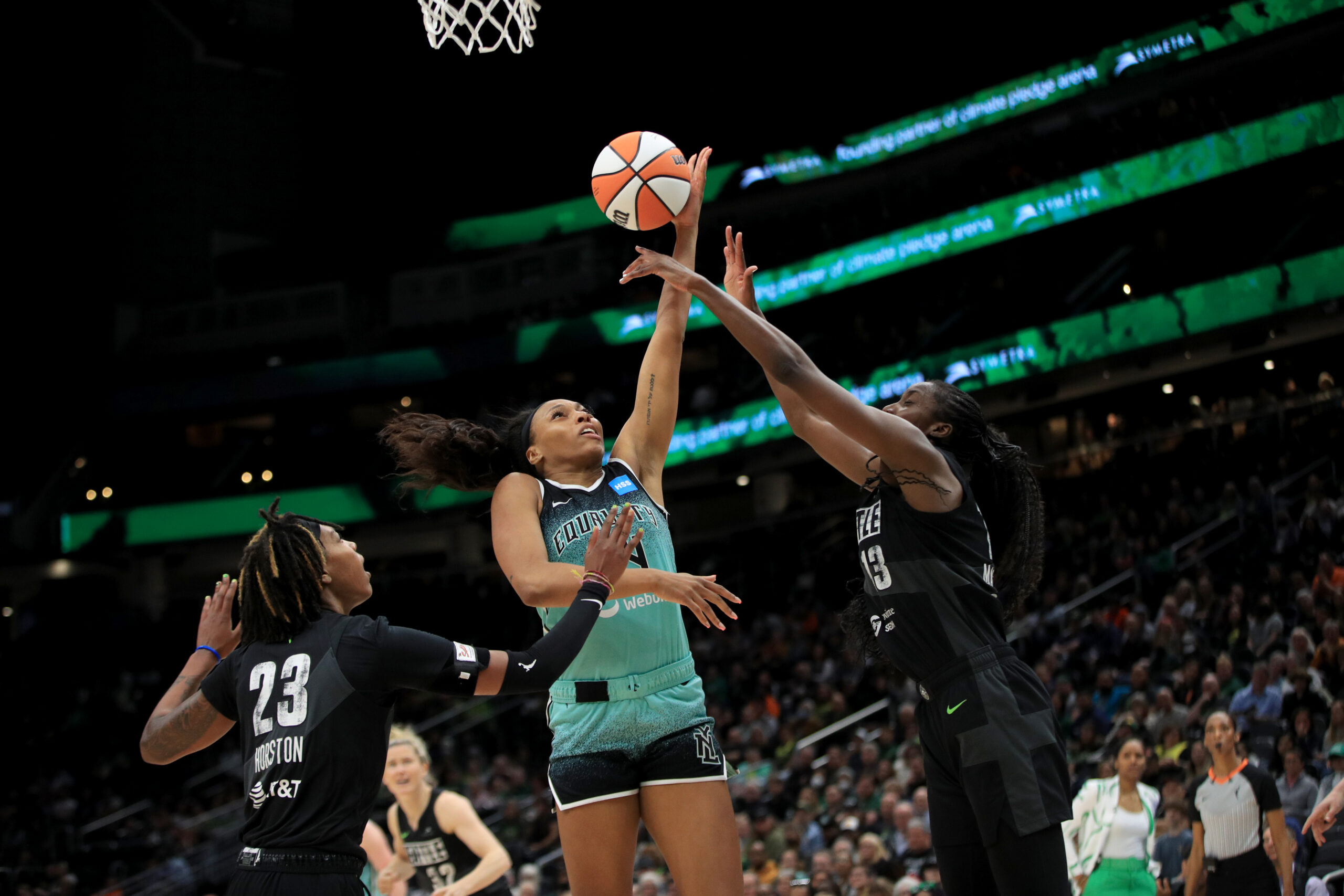 Stefanie Dolson Stats, Height, Weight, Position, Draft Status and More ...