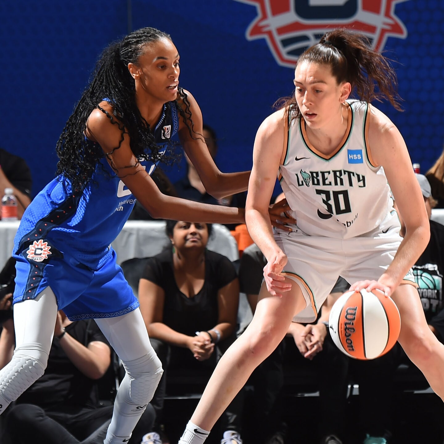 Betnijah LaneyHamilton Stats, Height, Weight, Position, Draft Status