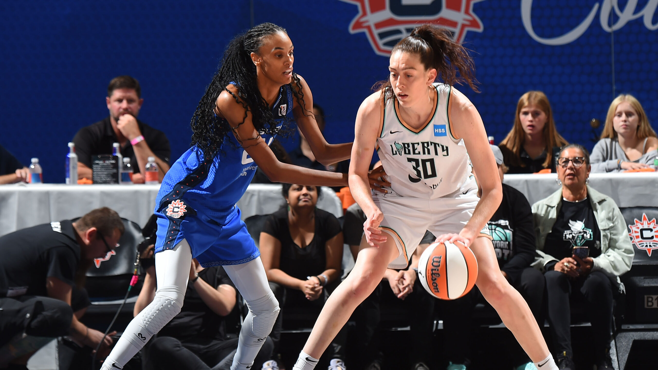 Betnijah LaneyHamilton Stats, Height, Weight, Position, Draft Status