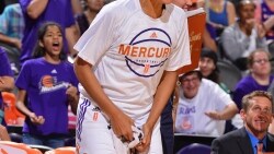 Phoenix Mercury Re-Sign Forward Mistie Bass