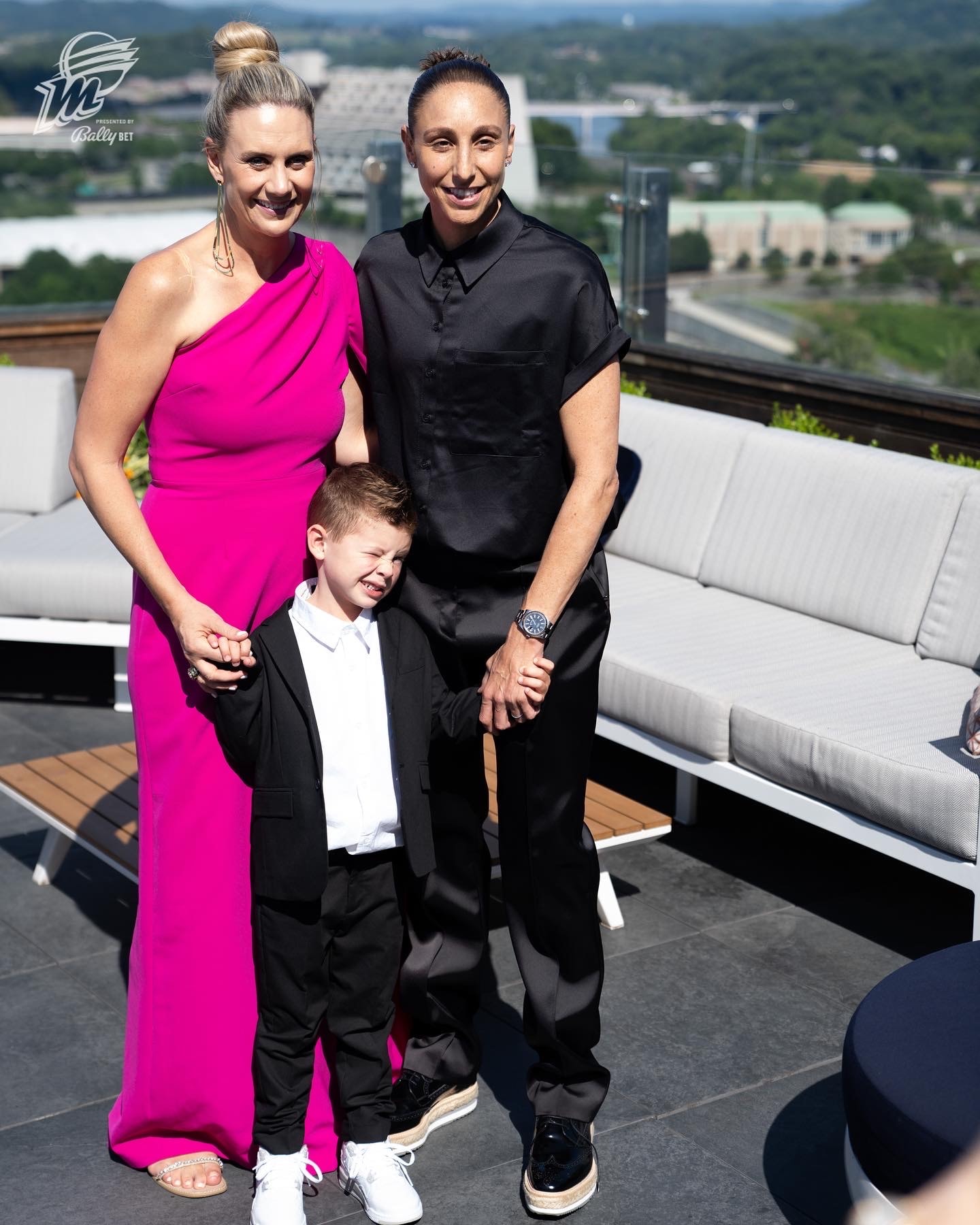 Penny Taylor, Diana Taurasi, and Leo