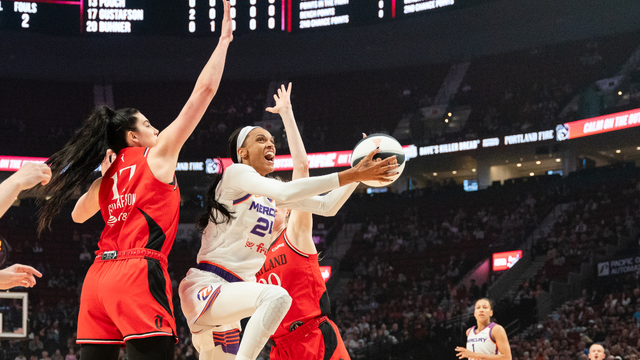 DeWanna Bonner (19 Points) Highlights at Portland Fire | 6‑5‑2026