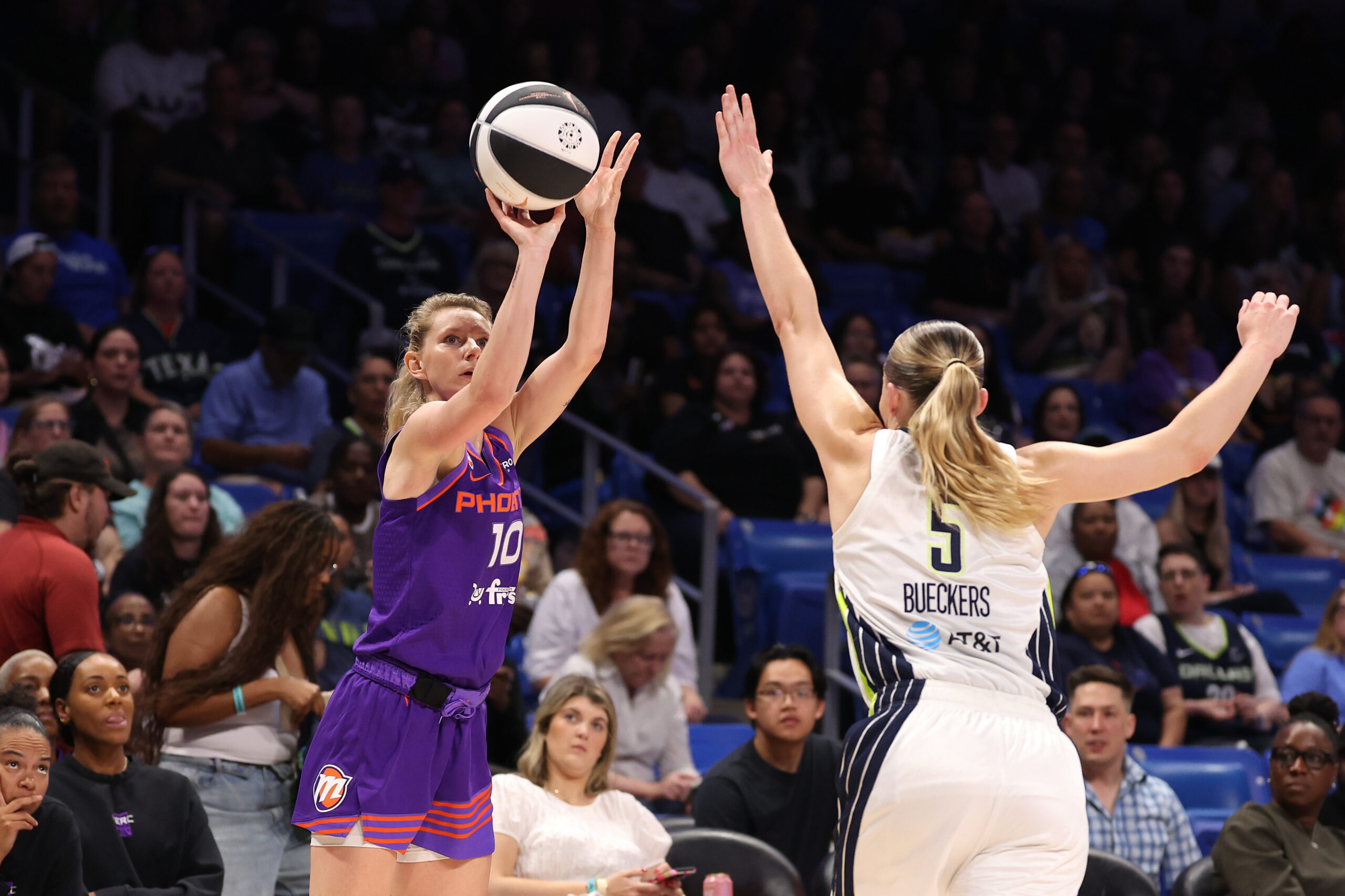 Mercury end long road trip with 85-70 loss to Dallas Wings