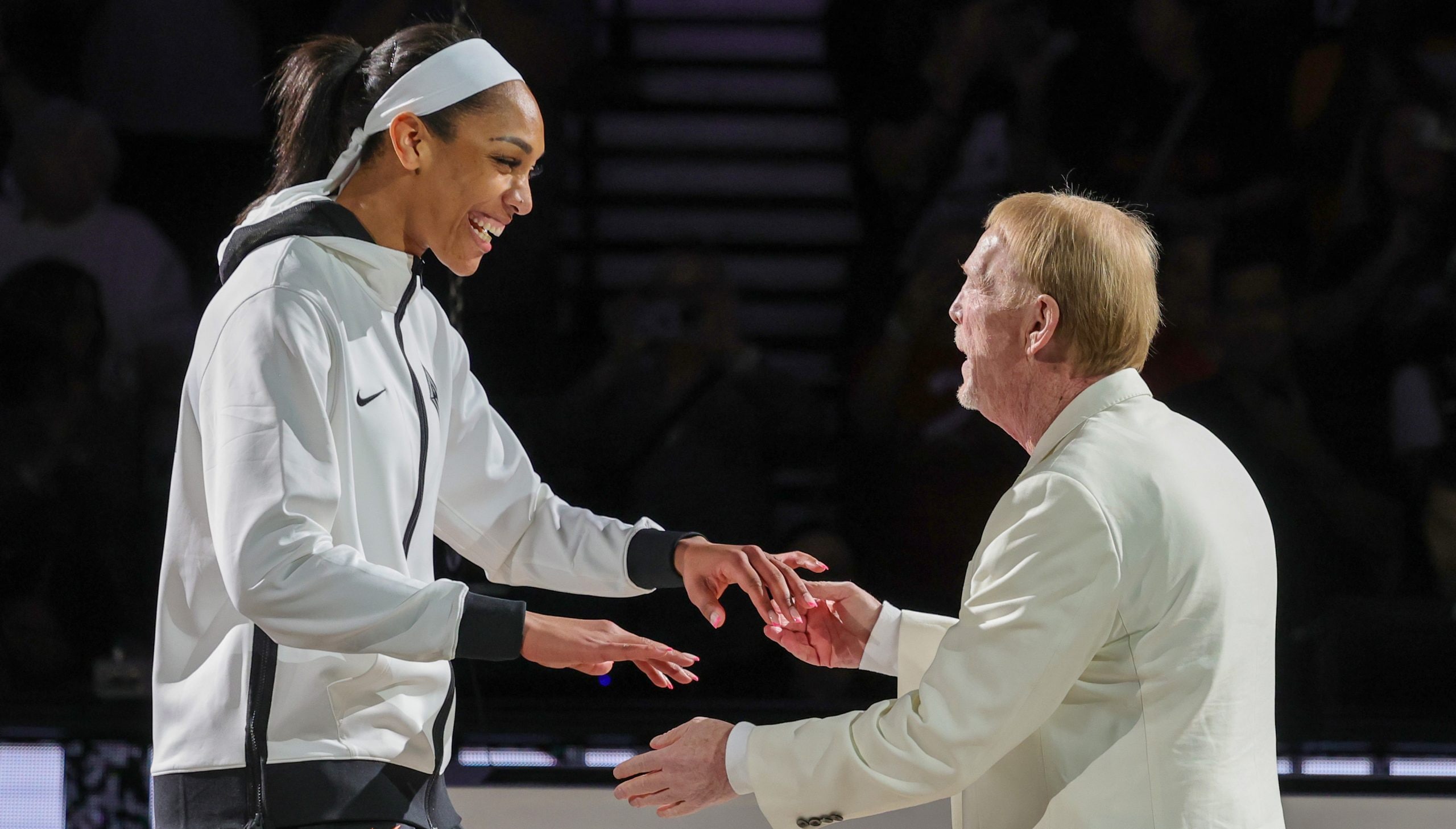 GAME RECAP: Las Vegas Aces Extend Winning Streak to 9 with 83-61