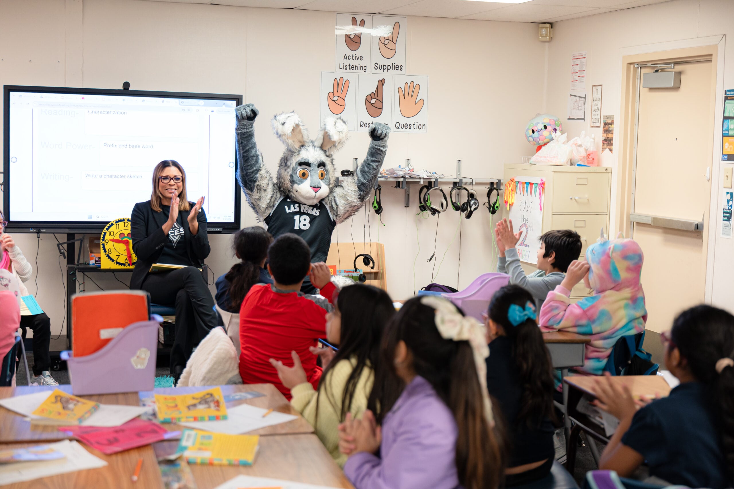 Aces Take Part in 2025 Nevada Reading Week