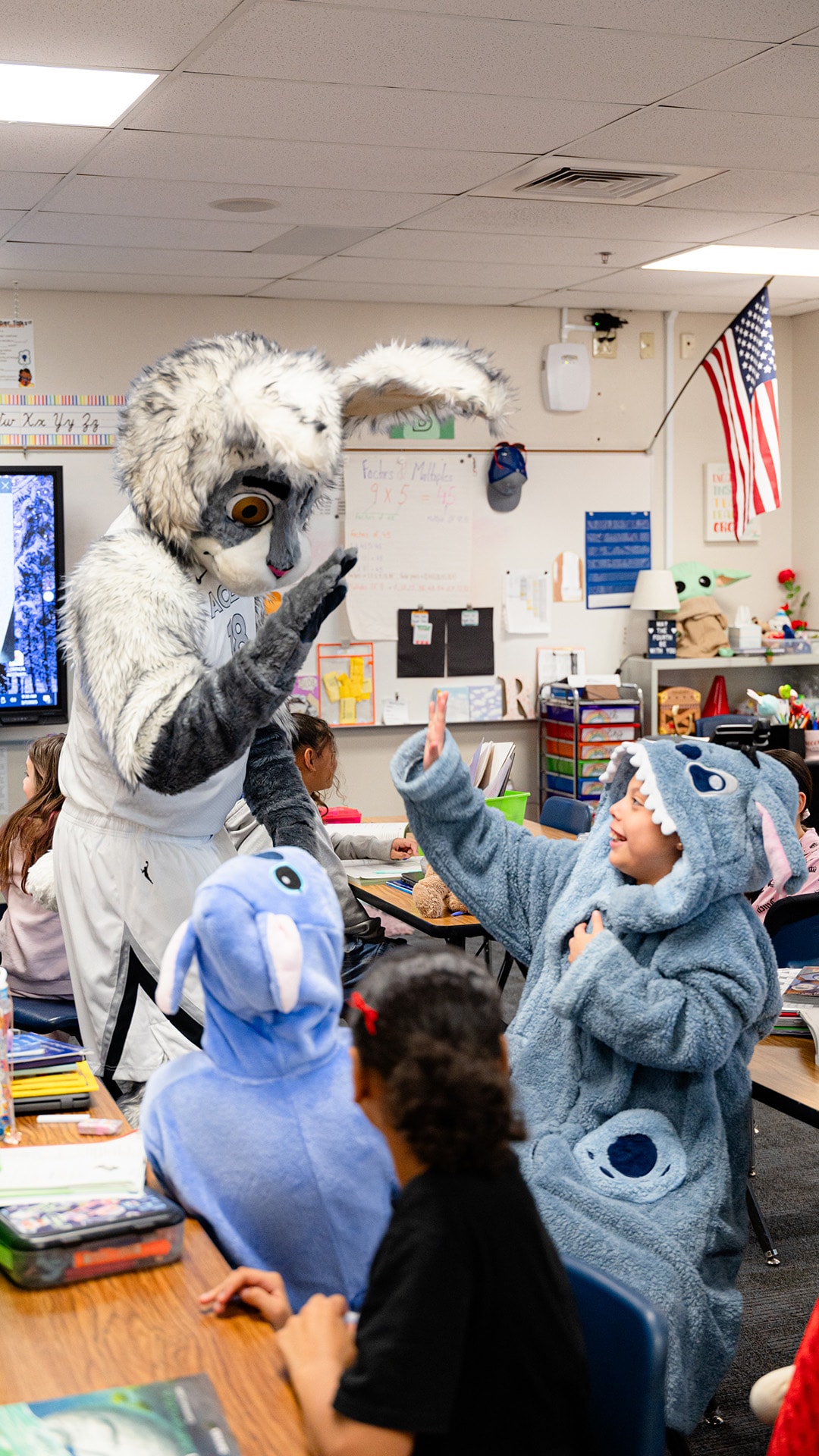 Aces Take Part in 2025 Nevada Reading Week