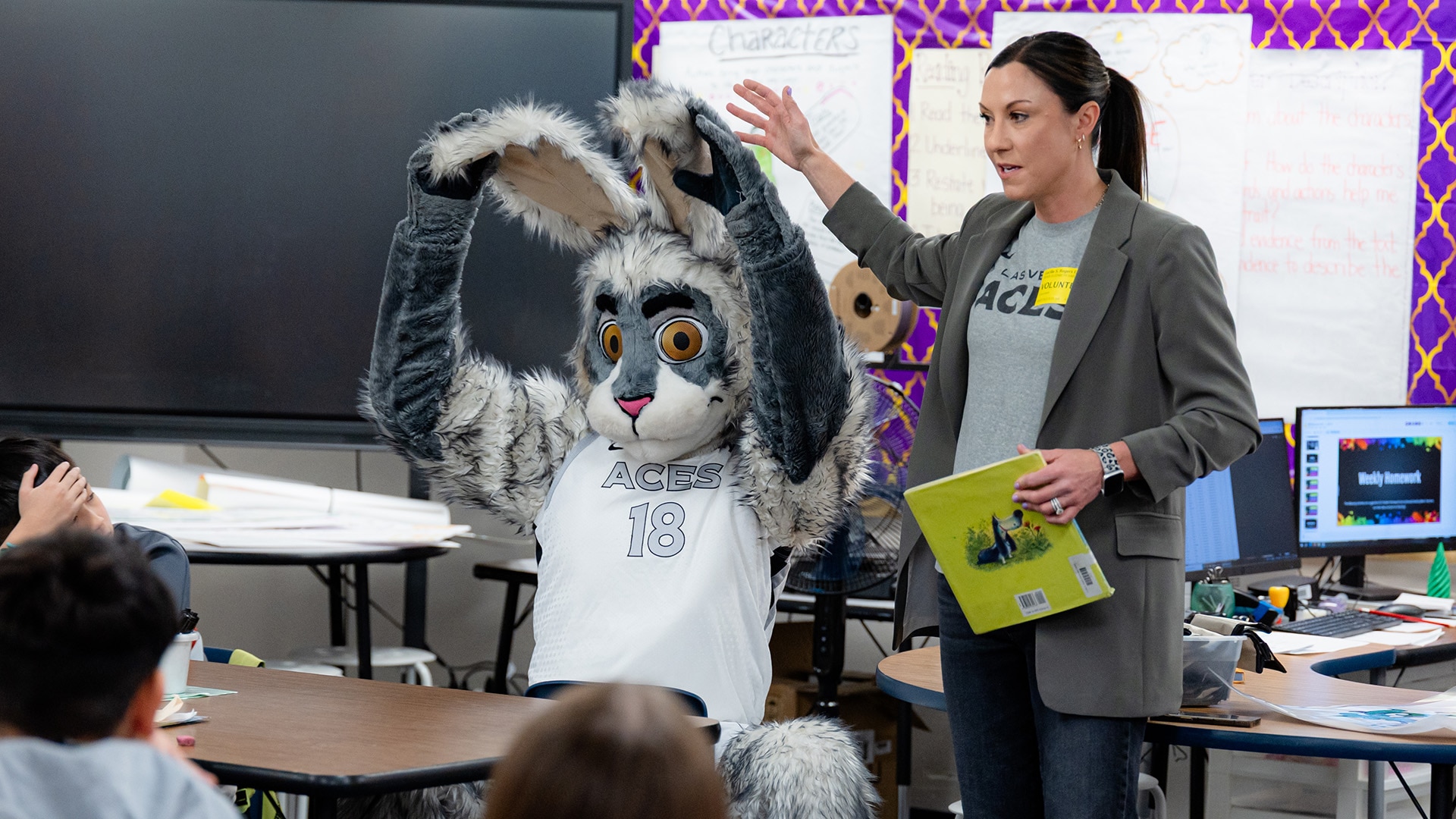 Aces Take Part in 2025 Nevada Reading Week