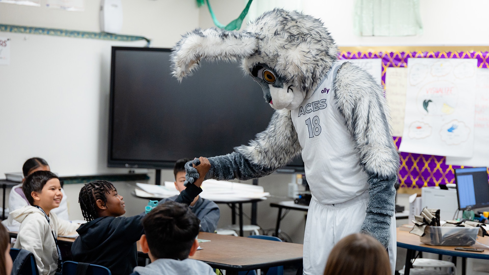Aces Take Part in 2025 Nevada Reading Week