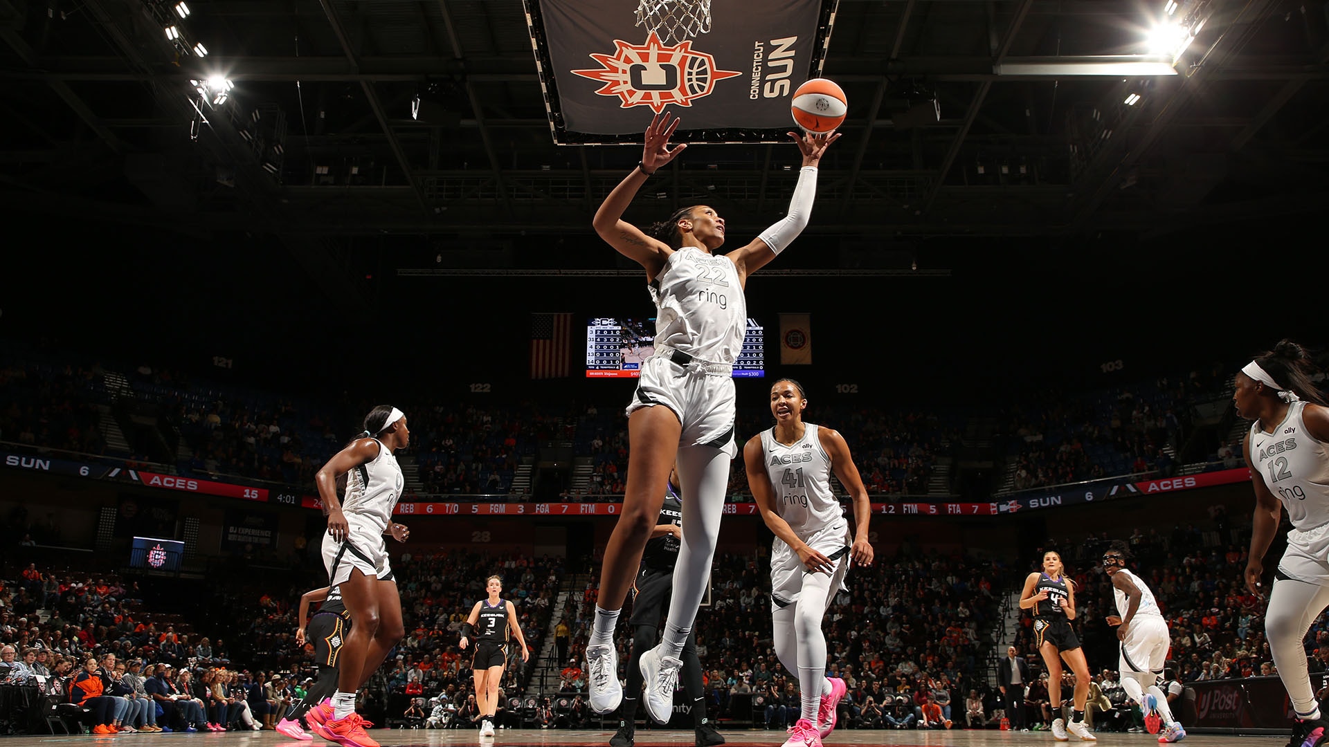 Las Vegas Aces v Connecticut Sun