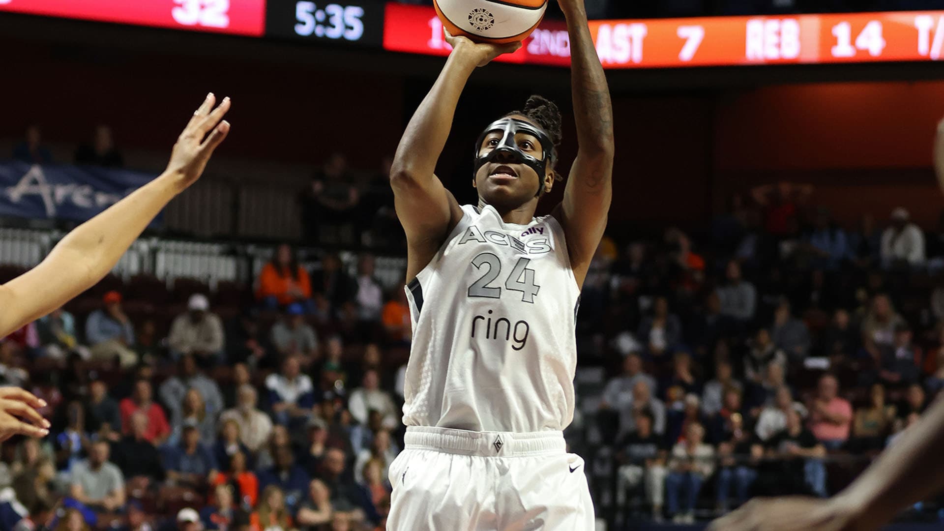 Las Vegas Aces v Connecticut Sun
