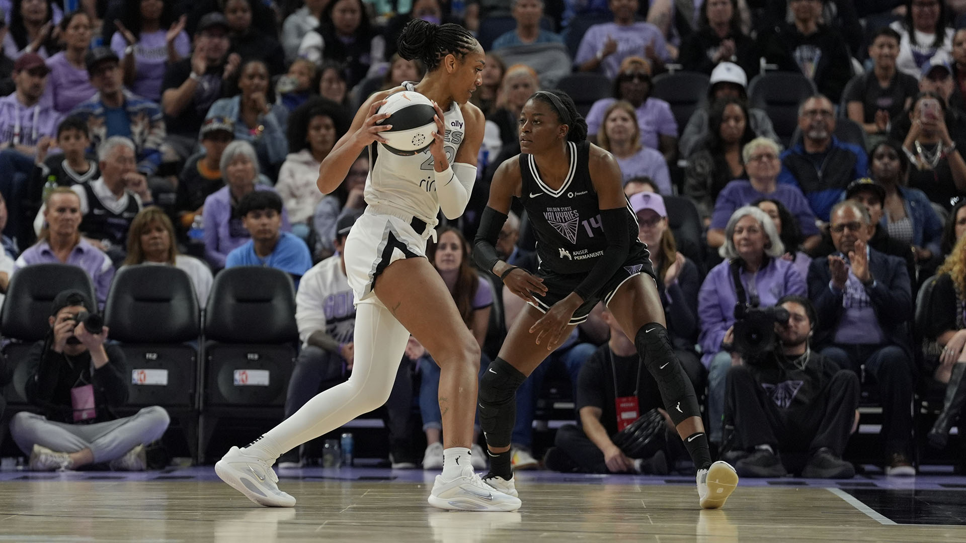 Las Vegas Aces v Golden State Valkyries