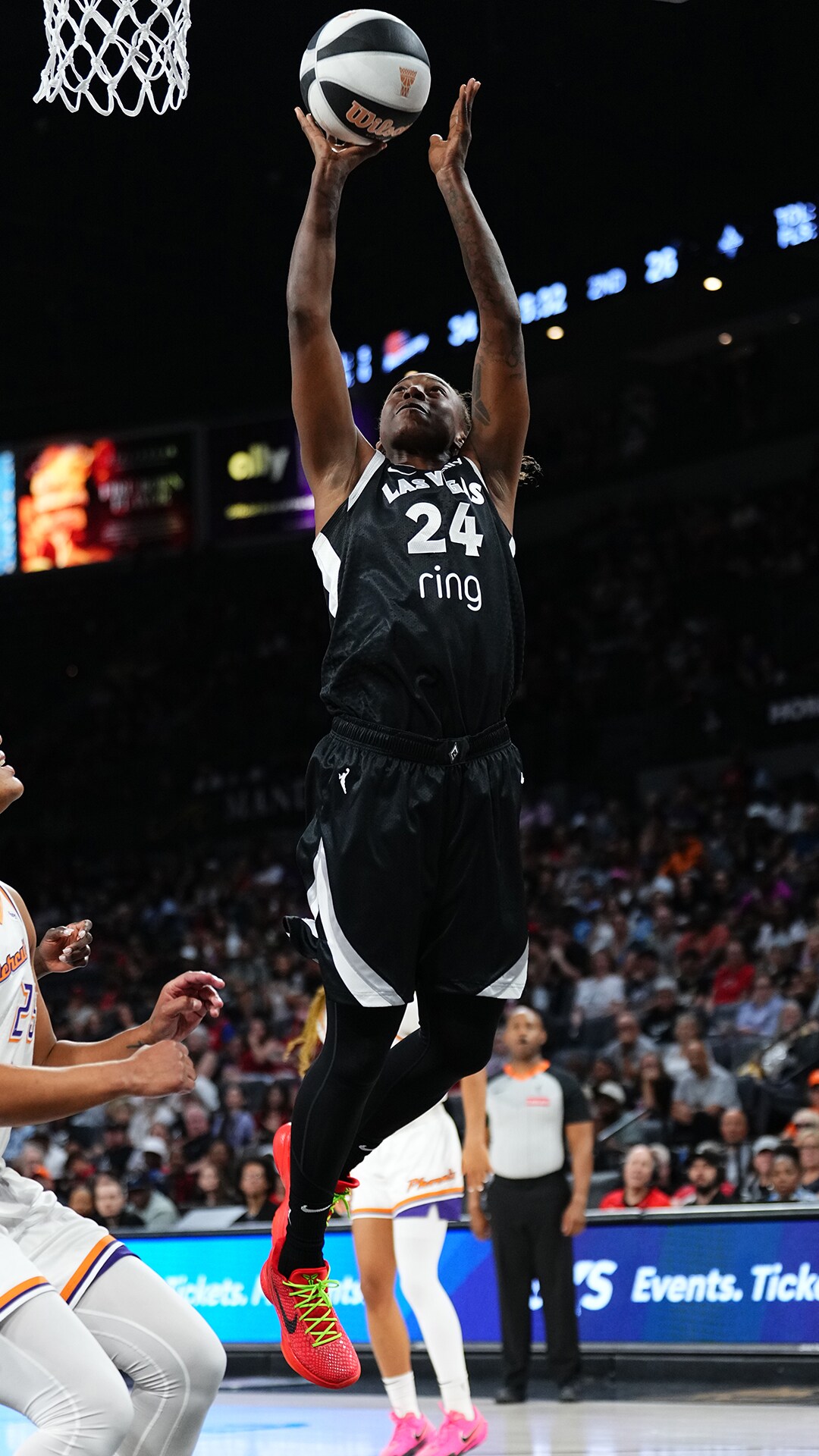 Phoenix Mercury v Las Vegas Aces