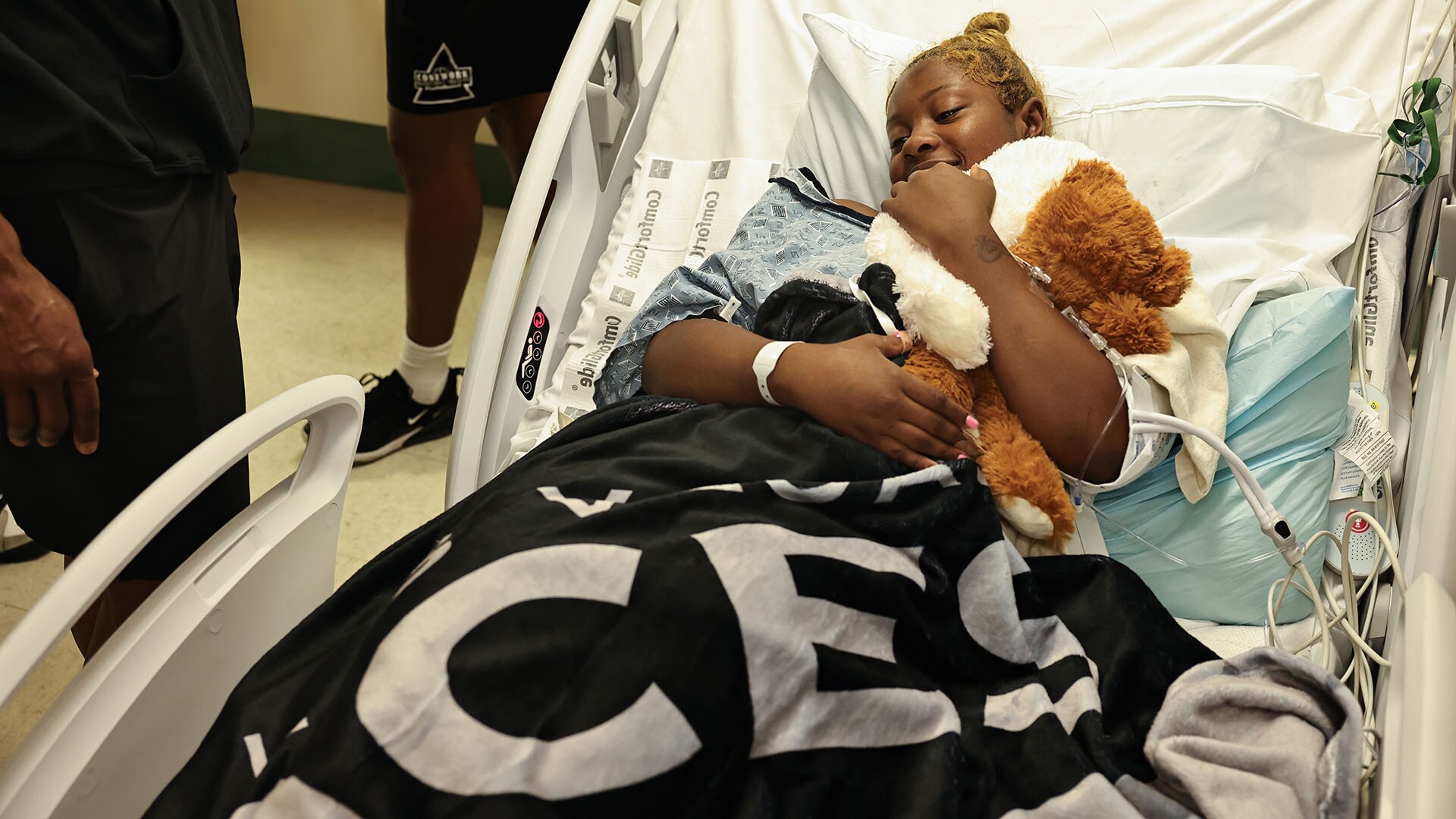 Aces Visit Local Children's Hospital (6/5/2025)