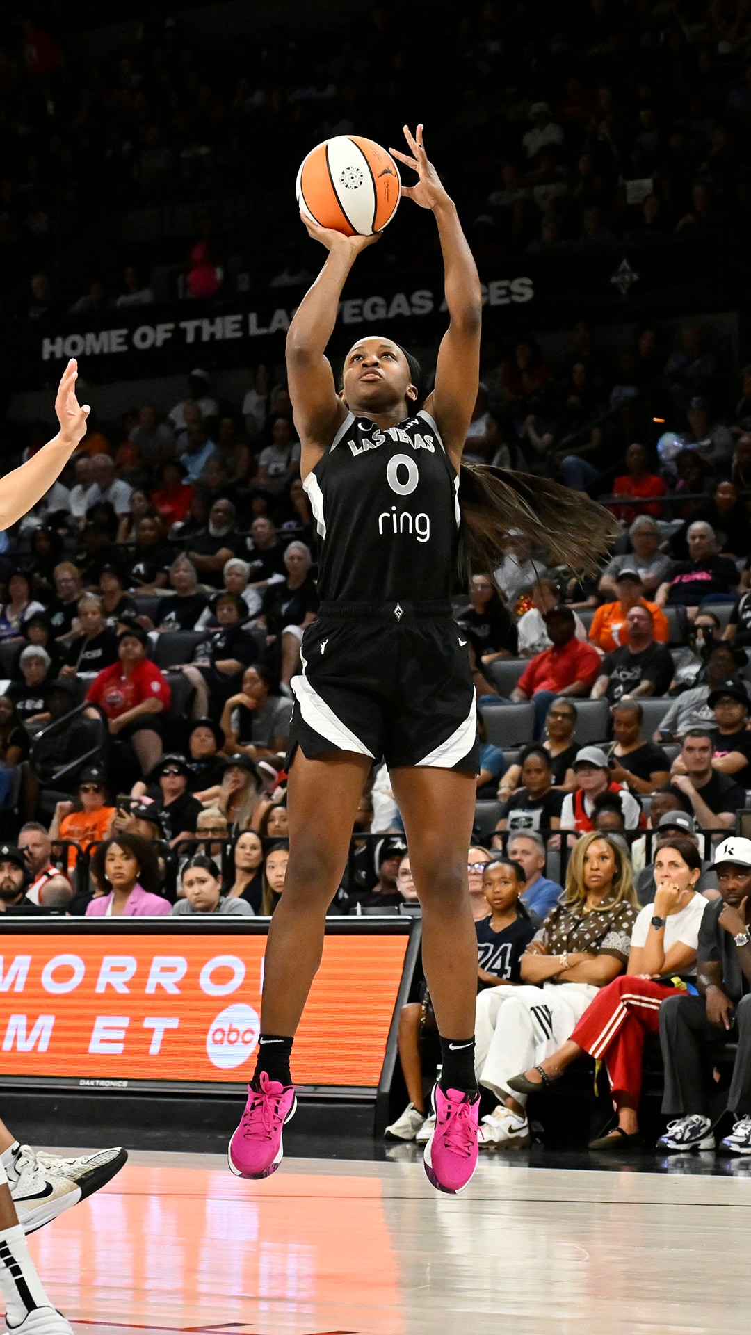 Aces 104, Valkyries 102 (7/12/2025)