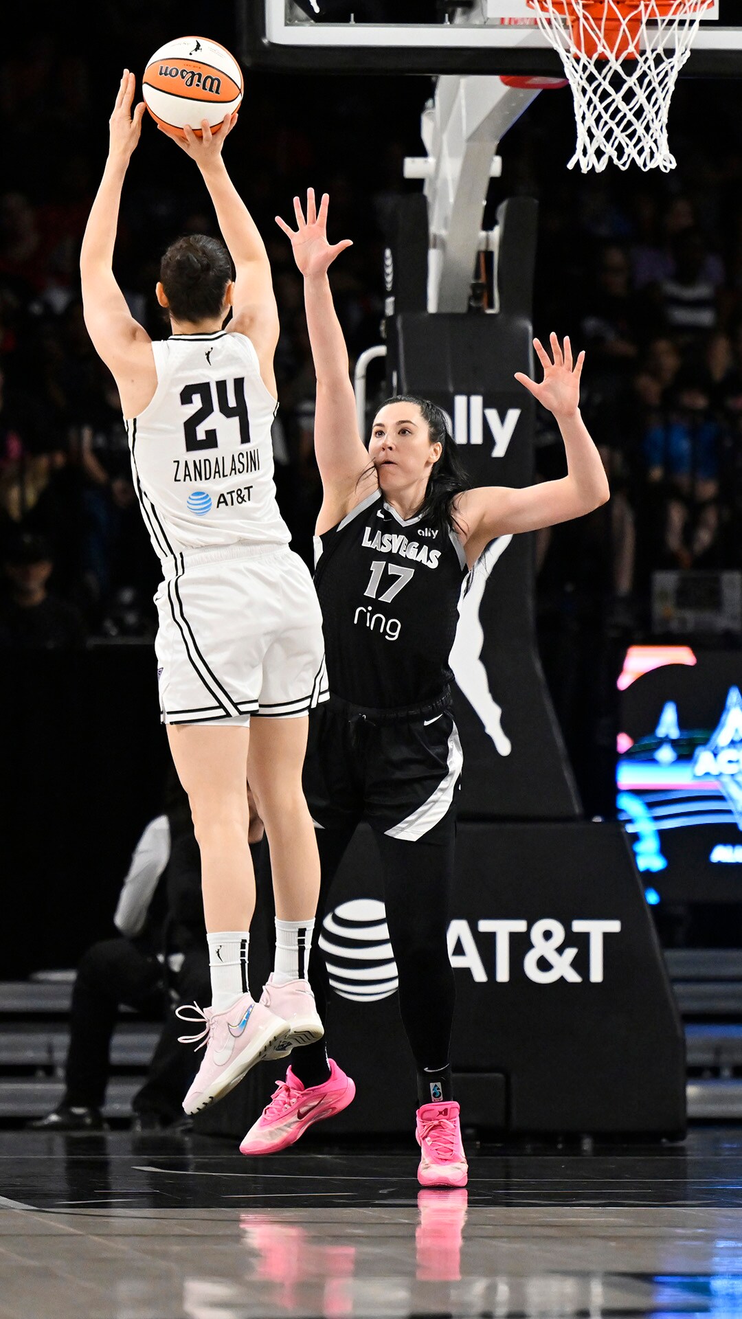 Aces 104, Valkyries 102 (7/12/2025)