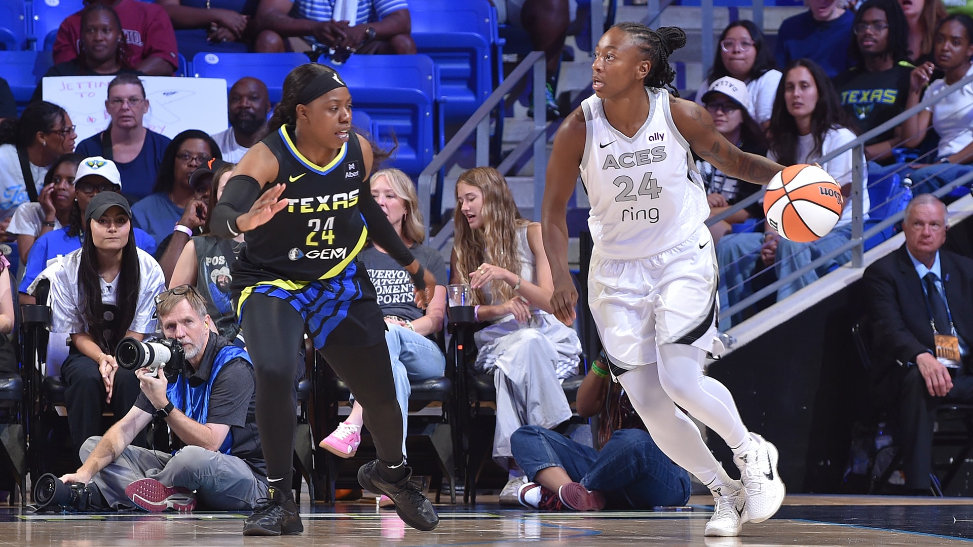 Las Vegas Aces v Dallas Wings