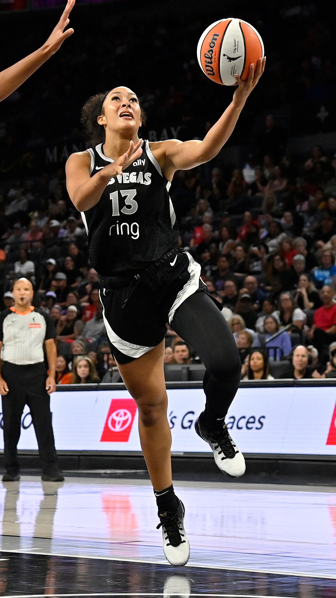 Aces 101, Valkyries 77 (8/3/2025)