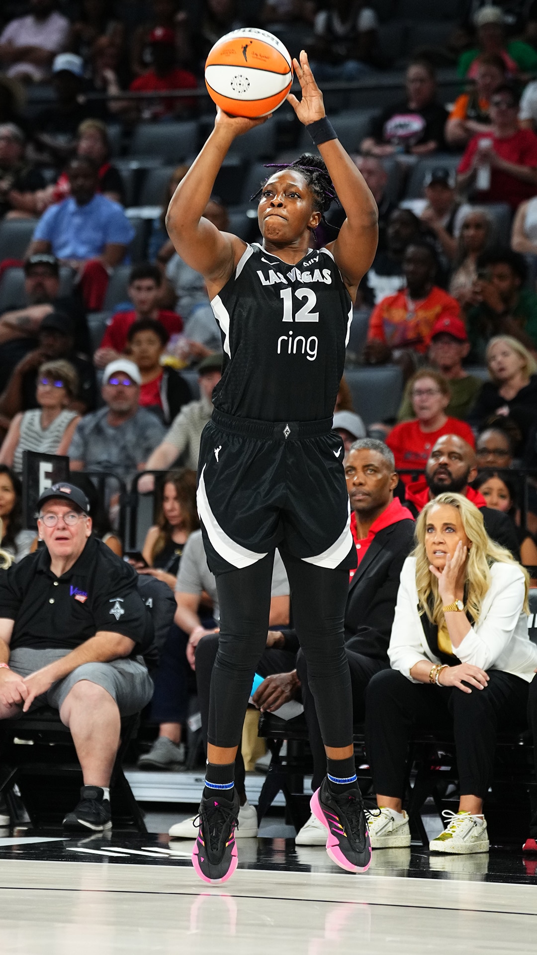 Aces 94,  Sun 86 (8/10/2025