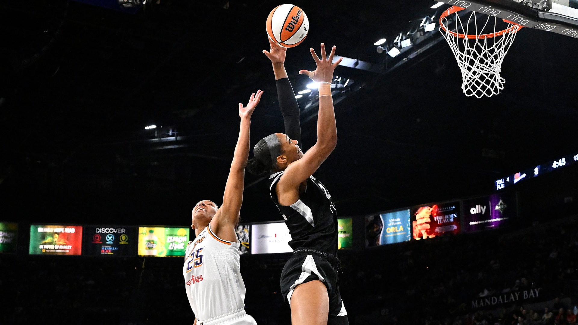 Phoenix Mercury v Las Vegas Aces