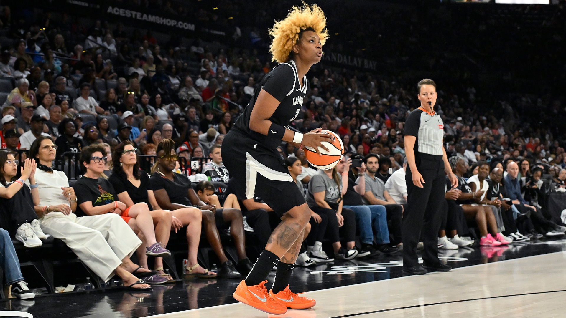 Phoenix Mercury v Las Vegas Aces