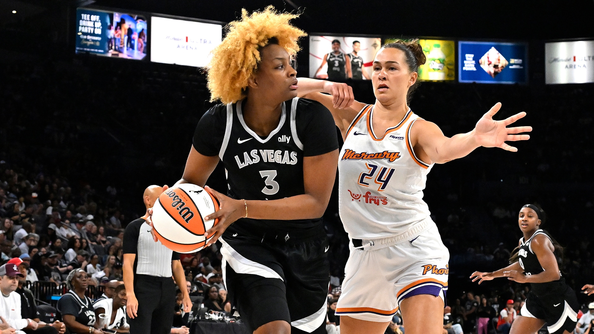 Phoenix Mercury v Las Vegas Aces