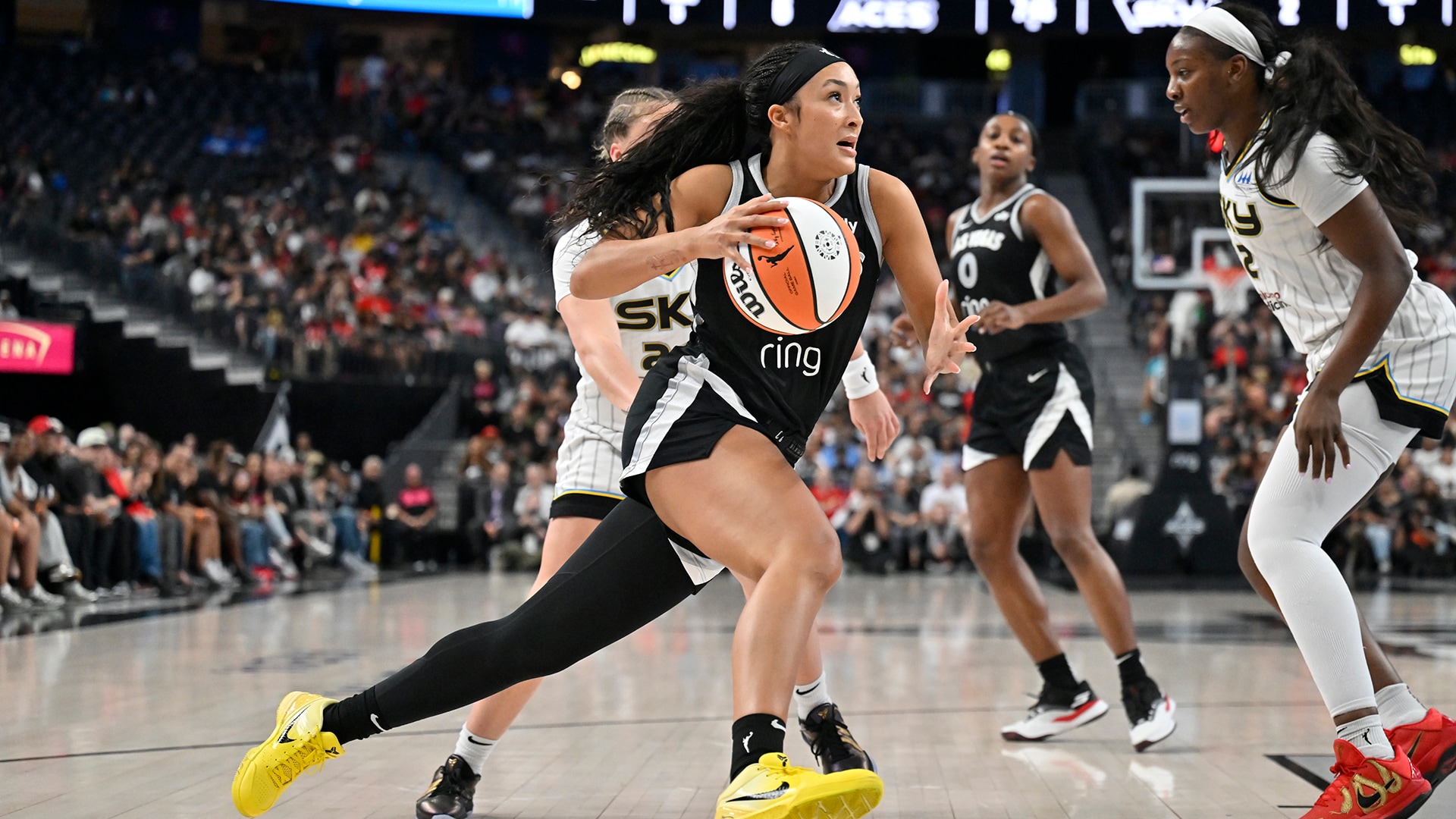 Chicago Sky v Las Vegas Aces