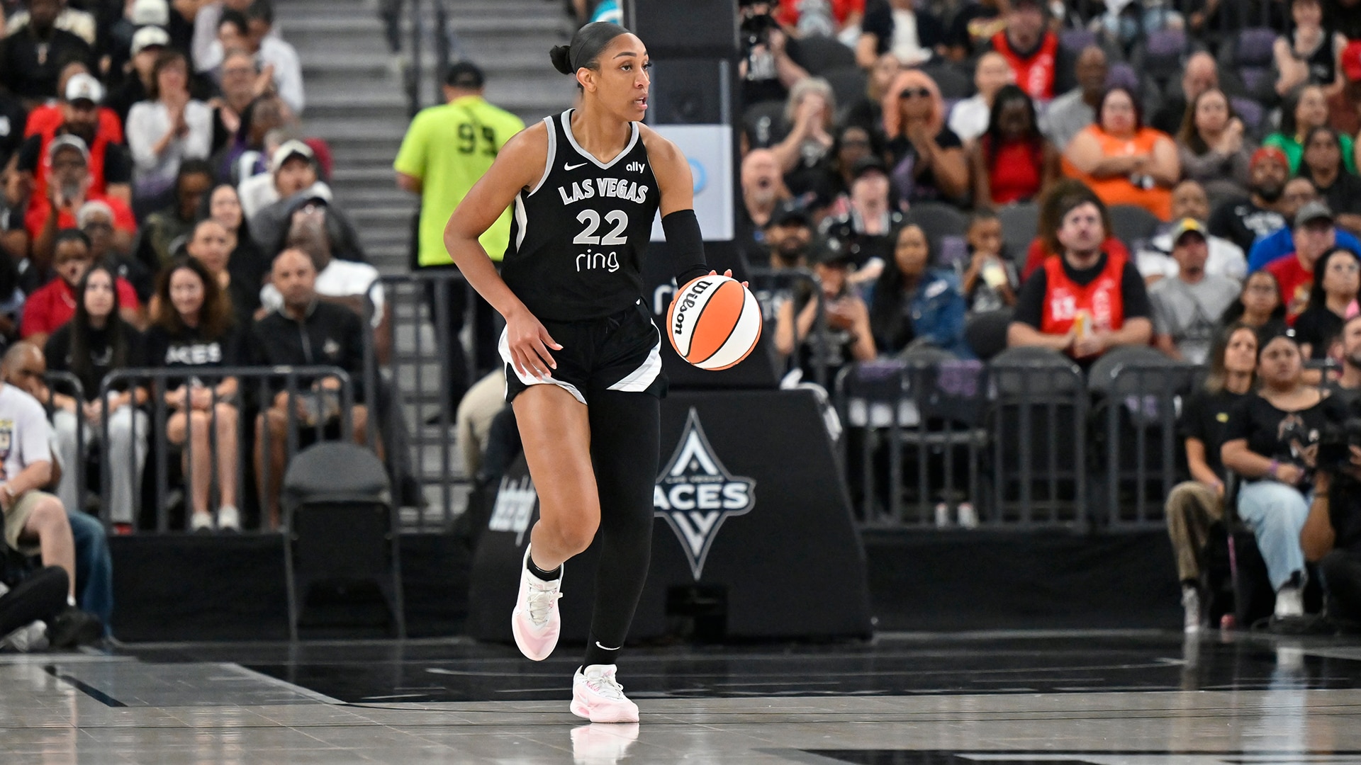 Chicago Sky v Las Vegas Aces
