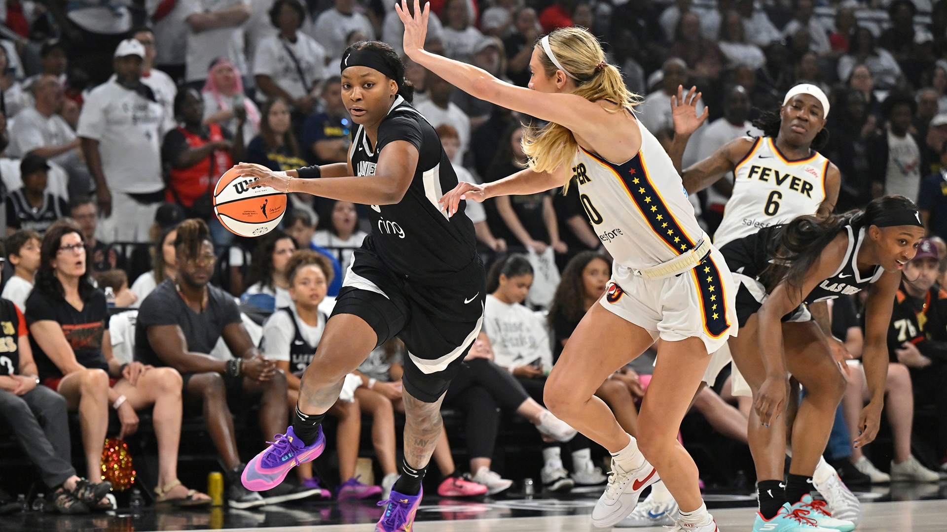 Indiana Fever v Las Vegas Aces - Game One