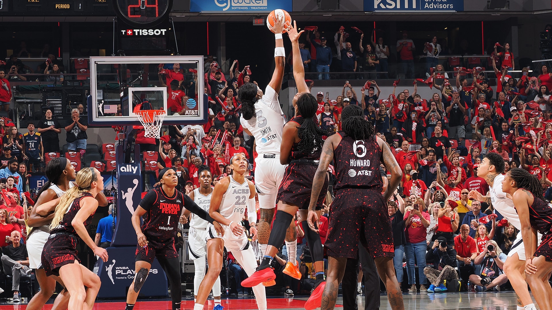Las Vegas Aces v Indiana Fever - Game Three
