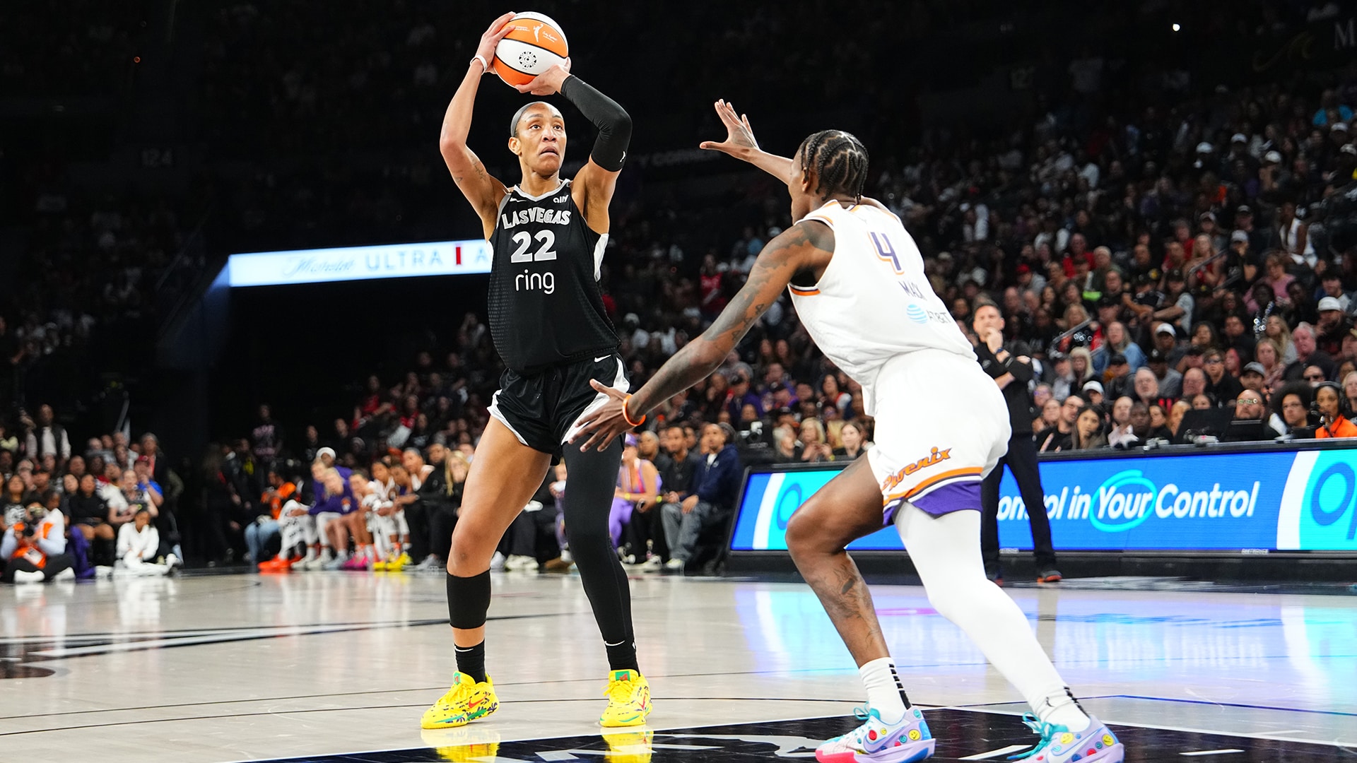 2025 WNBA Finals Game Two - Phoenix Mercury v Las Vegas Aces
