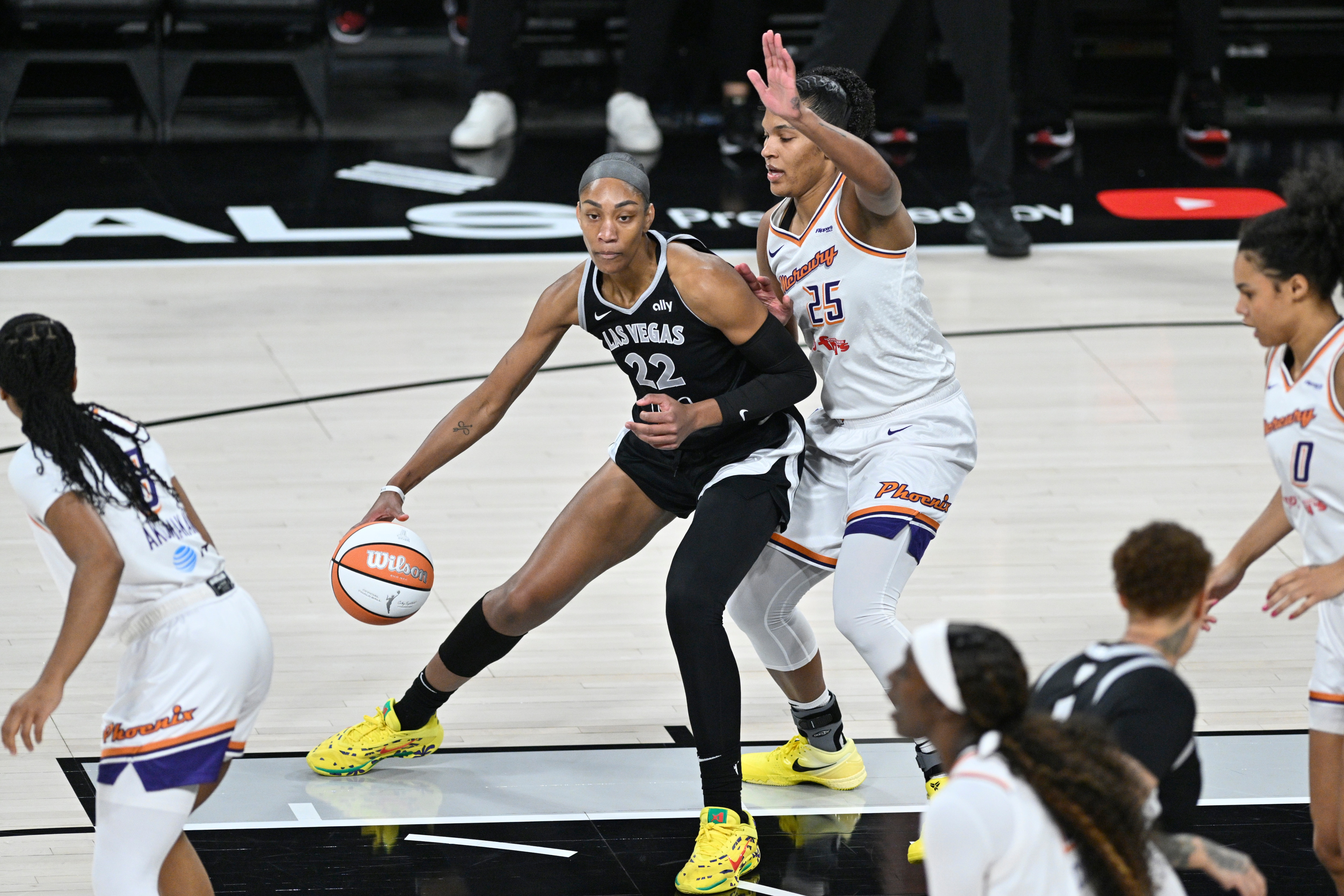 2025 WNBA Finals - Phoenix Mercury v Las Vegas Aces