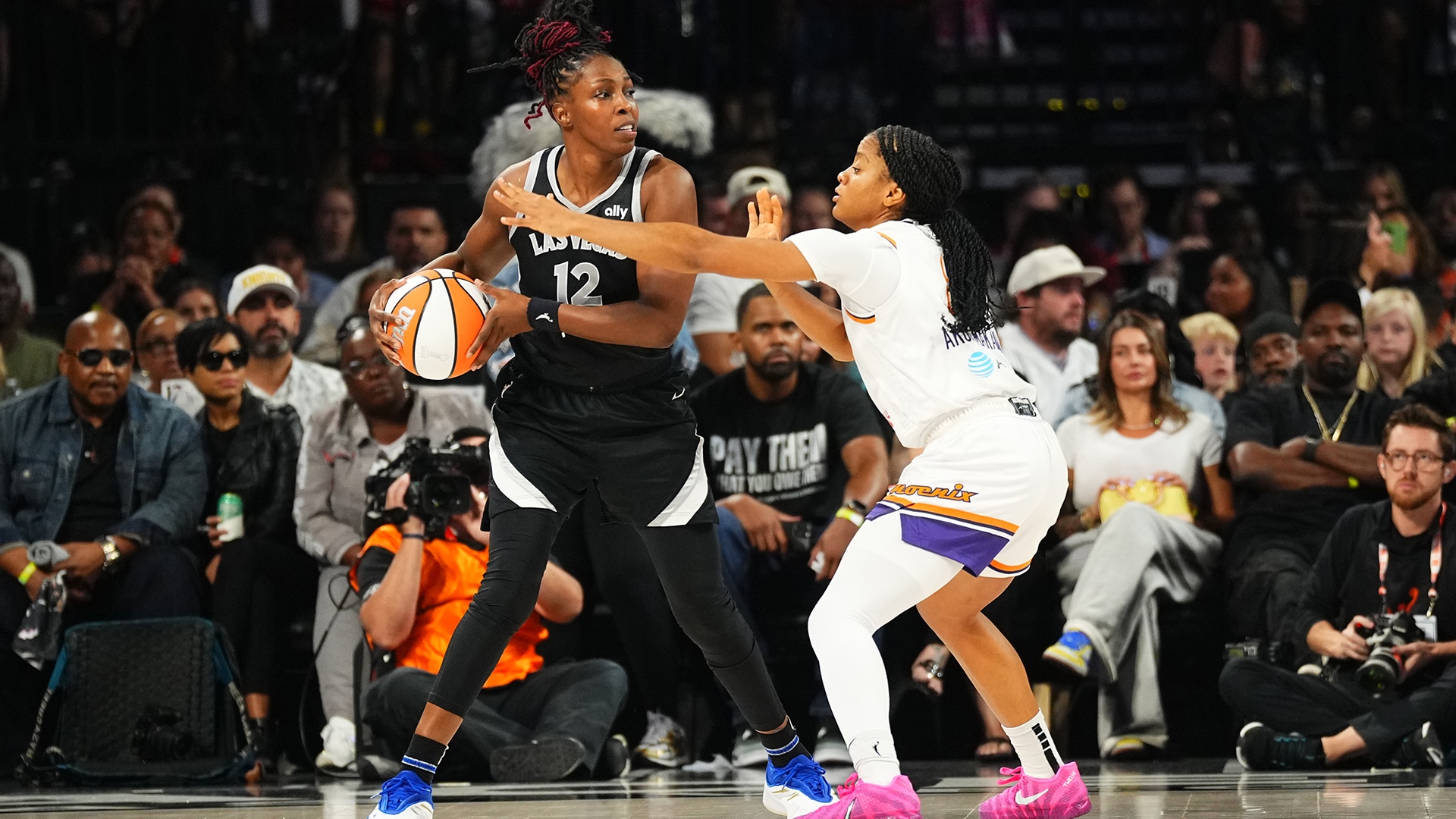 2025 WNBA Finals Game Two - Phoenix Mercury v Las Vegas Aces