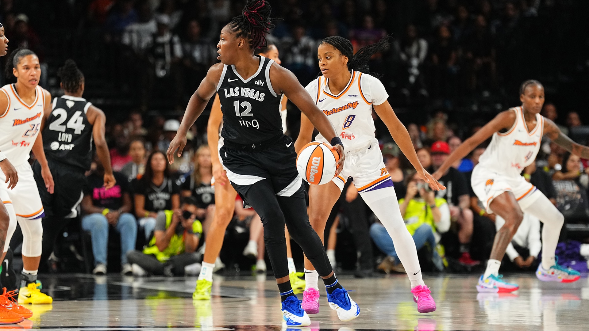2025 WNBA Finals Game Two - Phoenix Mercury v Las Vegas Aces