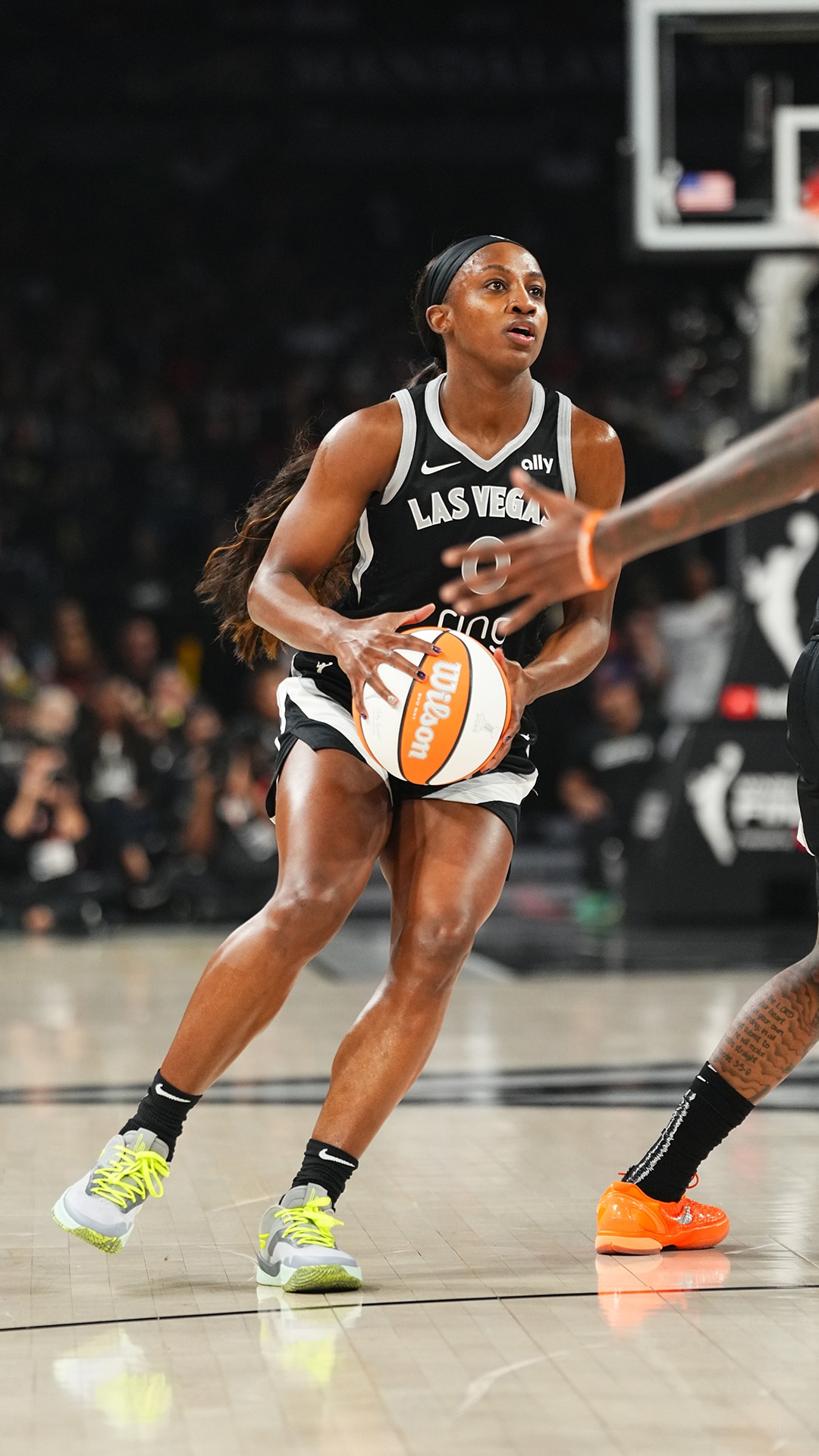 2025 WNBA Finals Game Two - Phoenix Mercury v Las Vegas Aces