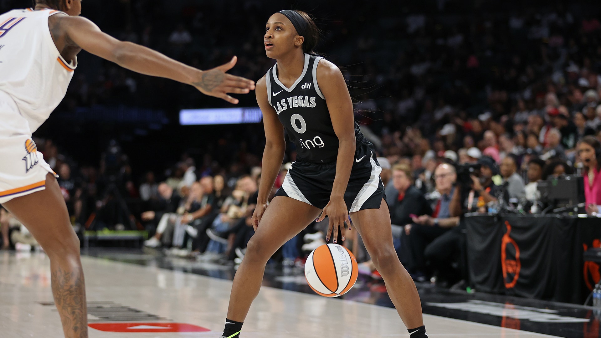 2025 WNBA Finals - Phoenix Mercury v Las Vegas Aces