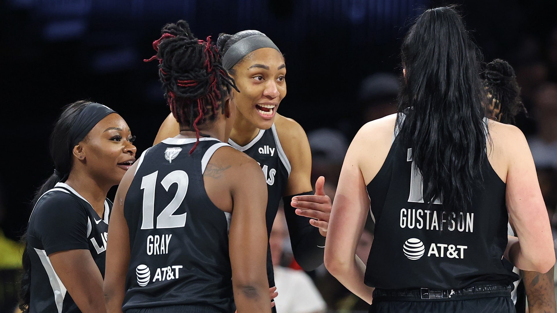 2025 WNBA Finals - Phoenix Mercury v Las Vegas Aces