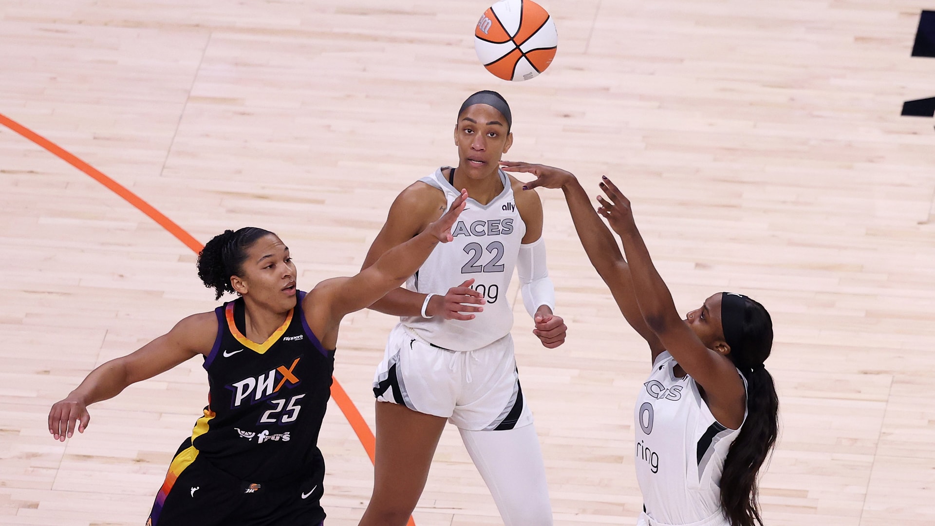 2025 WNBA Finals - Game Four