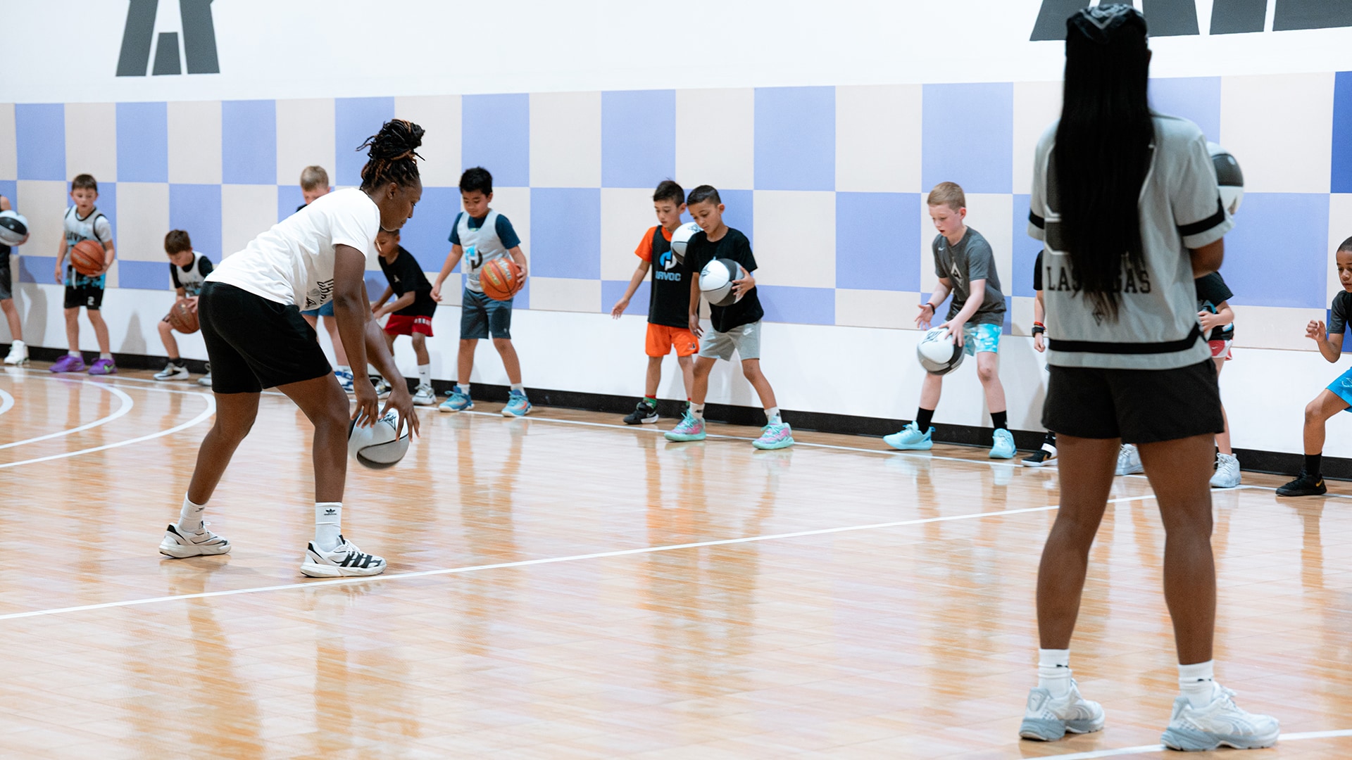 Gallery: Jr. WNBA Community Coach of the Year (4/14/2025)