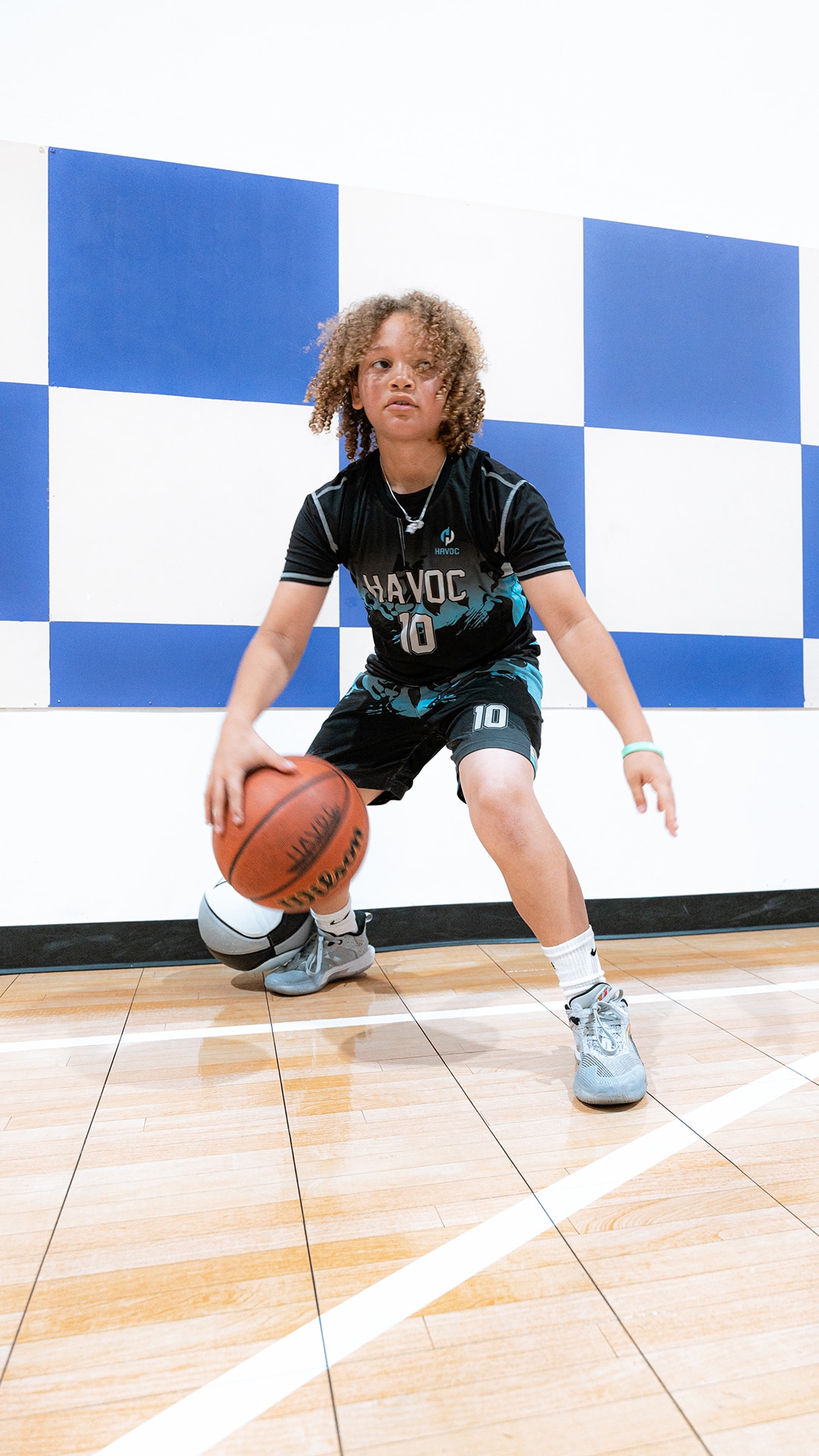 Gallery: Jr. WNBA Community Coach of the Year (4/14/2025)