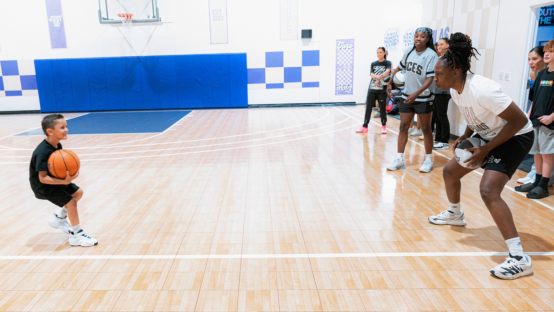 Gallery: Jr. WNBA Community Coach of the Year (4/14/2025)