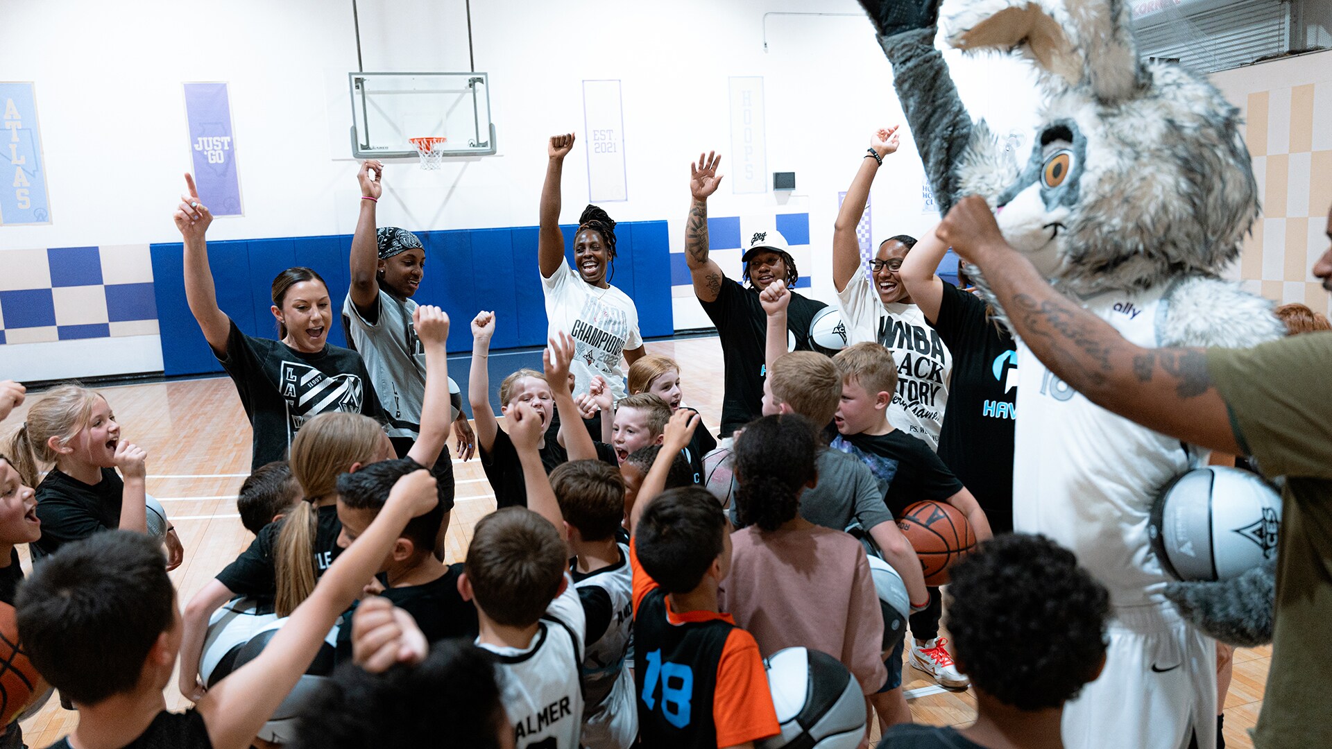 Gallery: Jr. WNBA Community Coach of the Year (4/14/2025)
