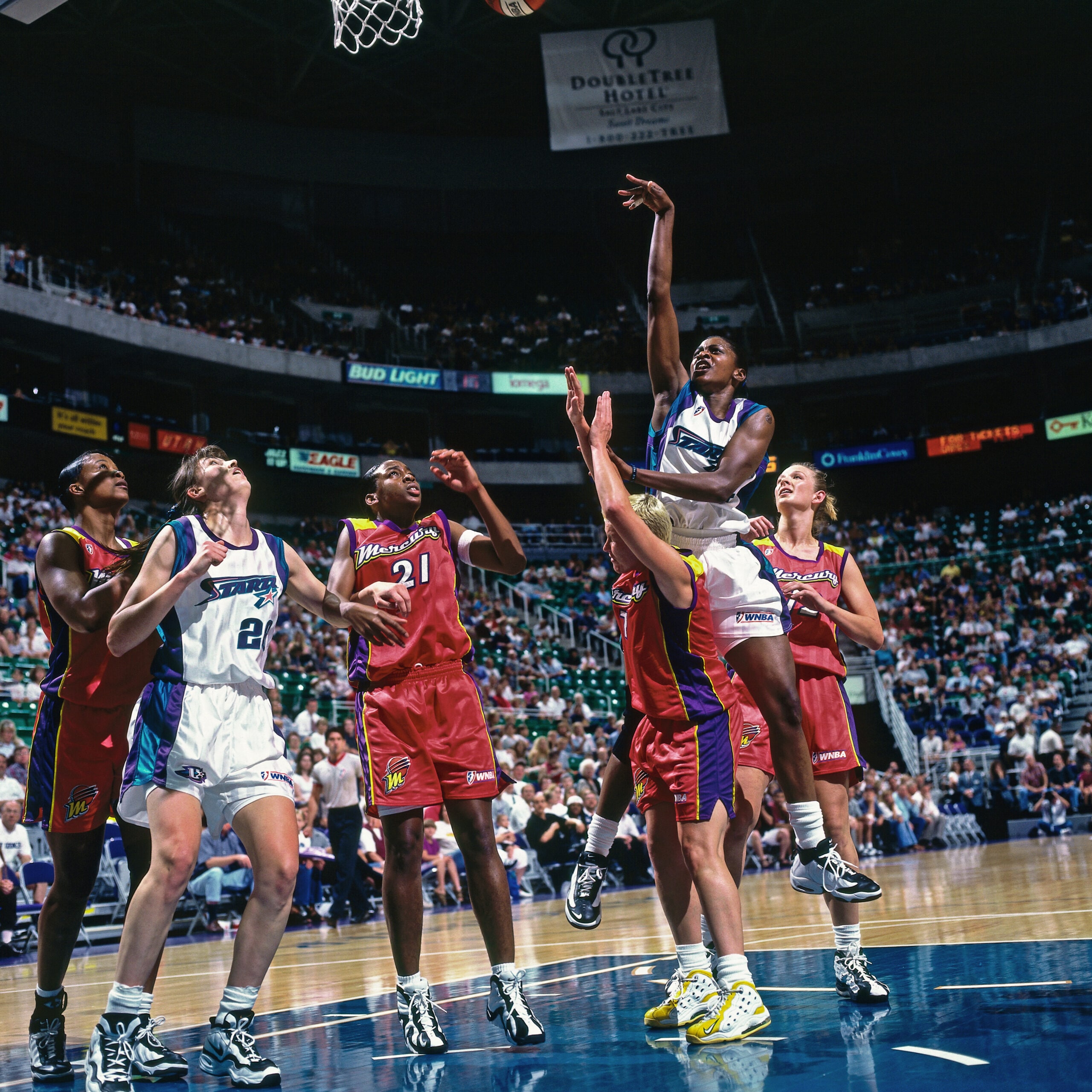 Phoenix Mercury v Utah Starzz