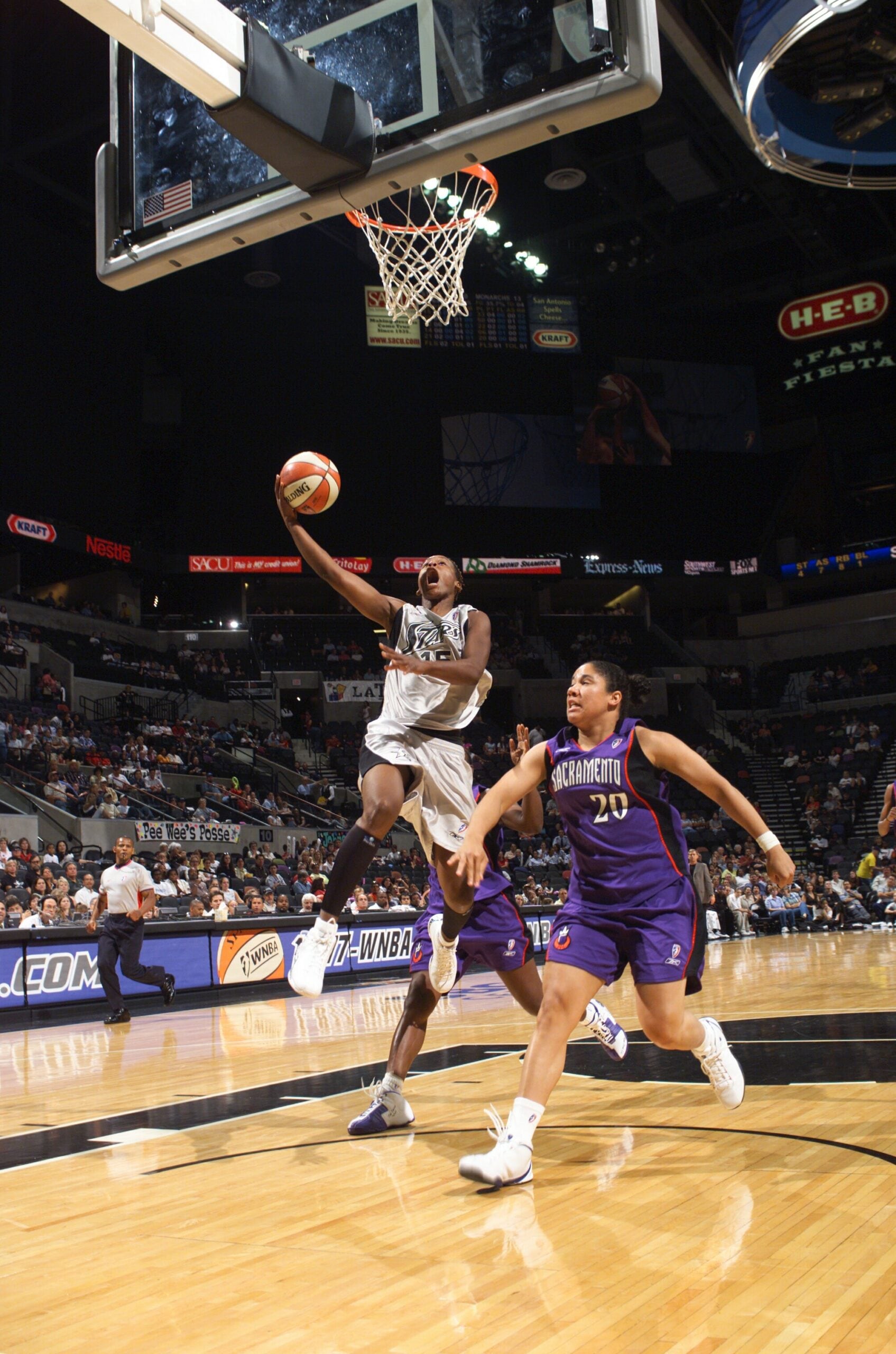 Monarchs v Silver Stars