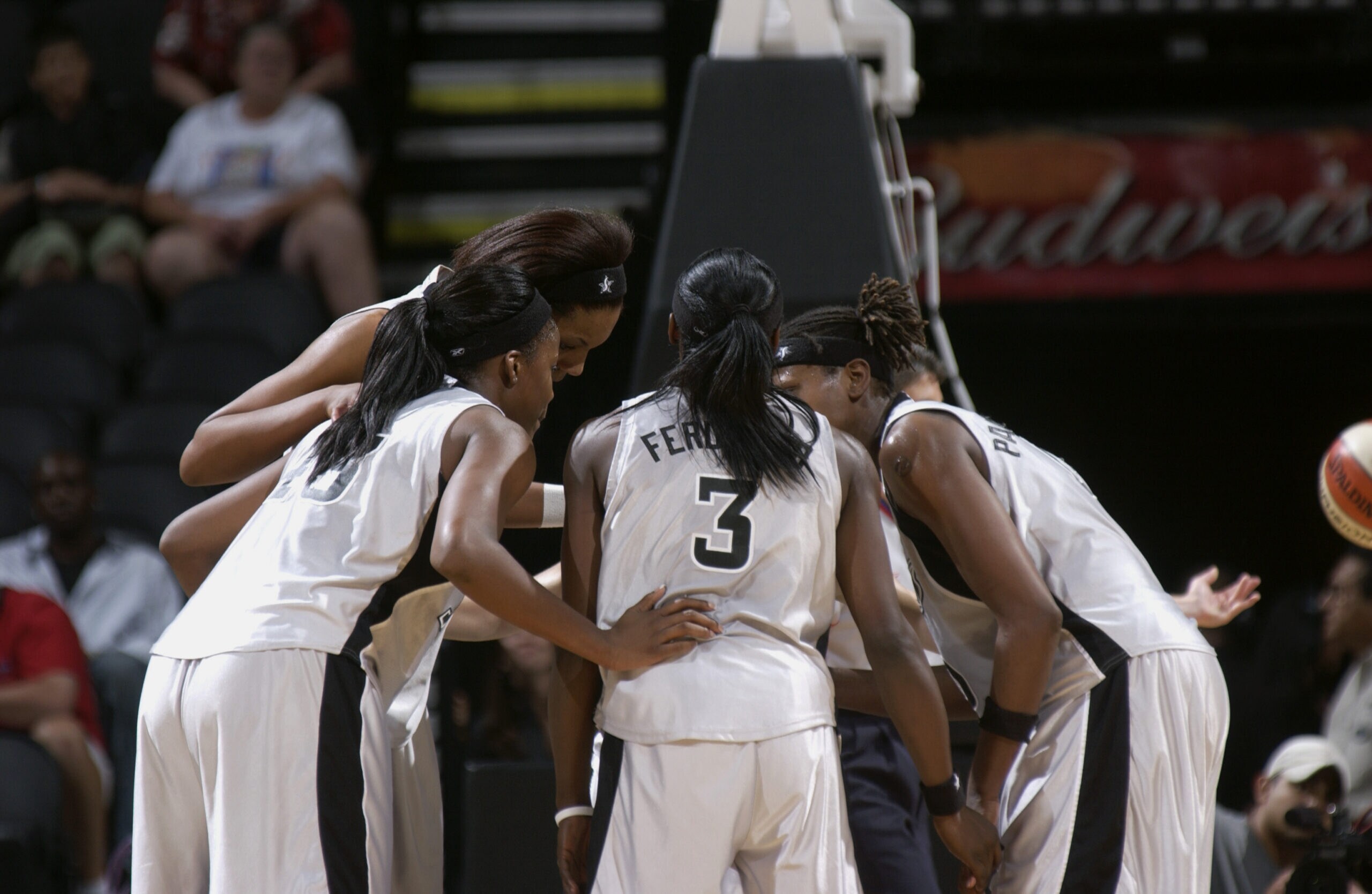Houston Comets v San Antonio Stars