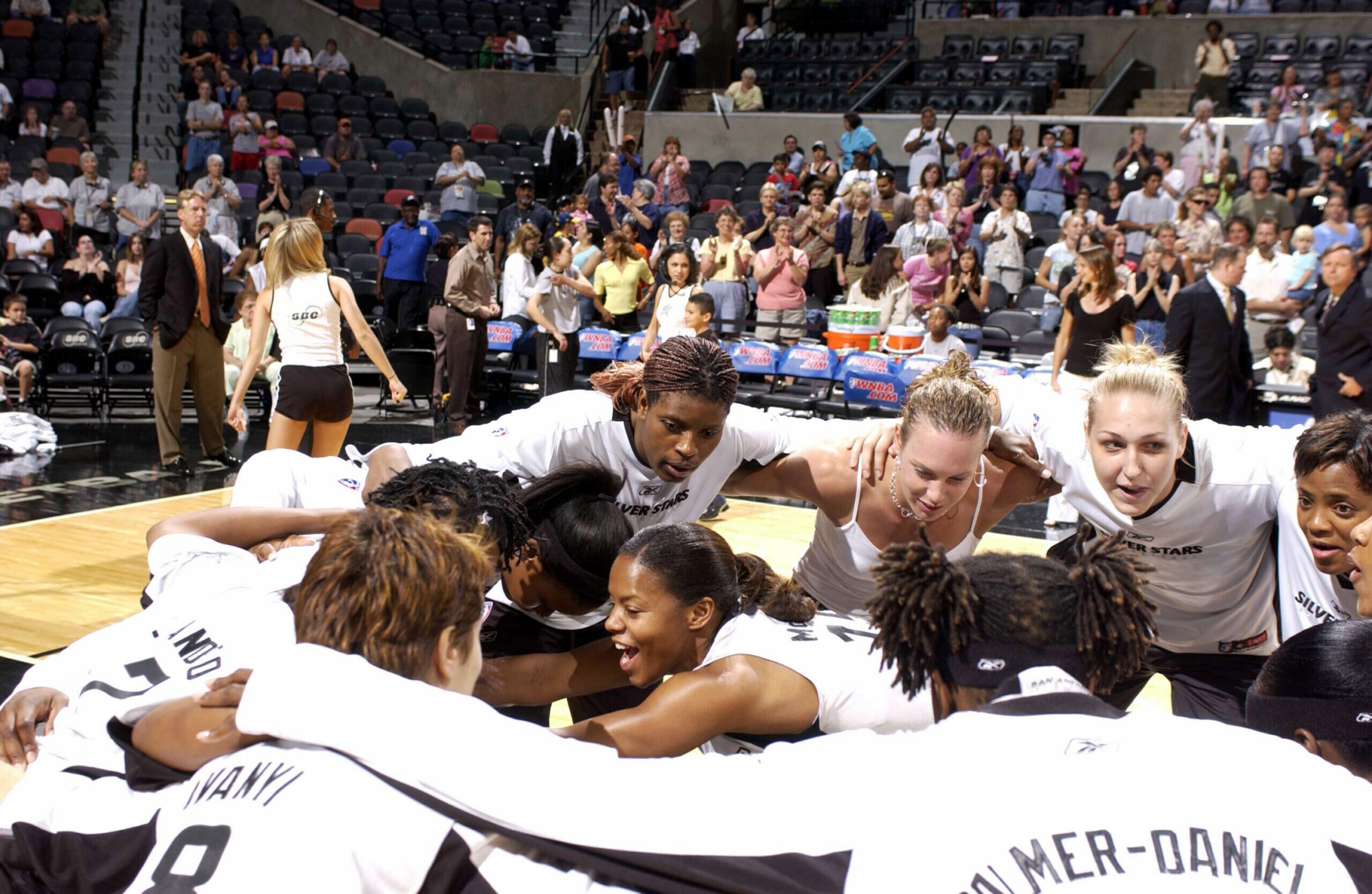 New York Liberty v San Antonio Silver Stars