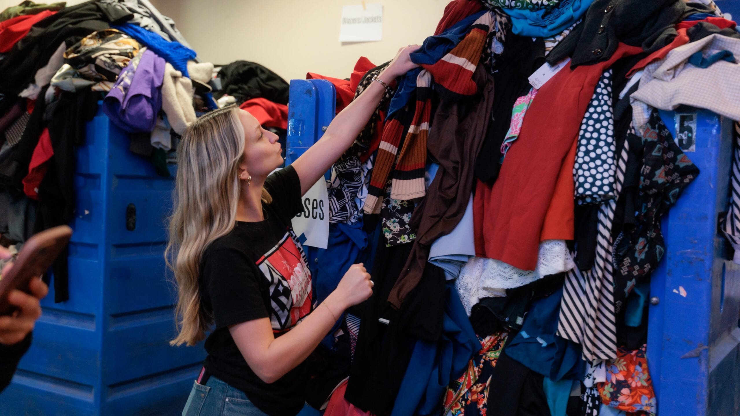 Aces at United Way's Sip N Sort Volunteer Event