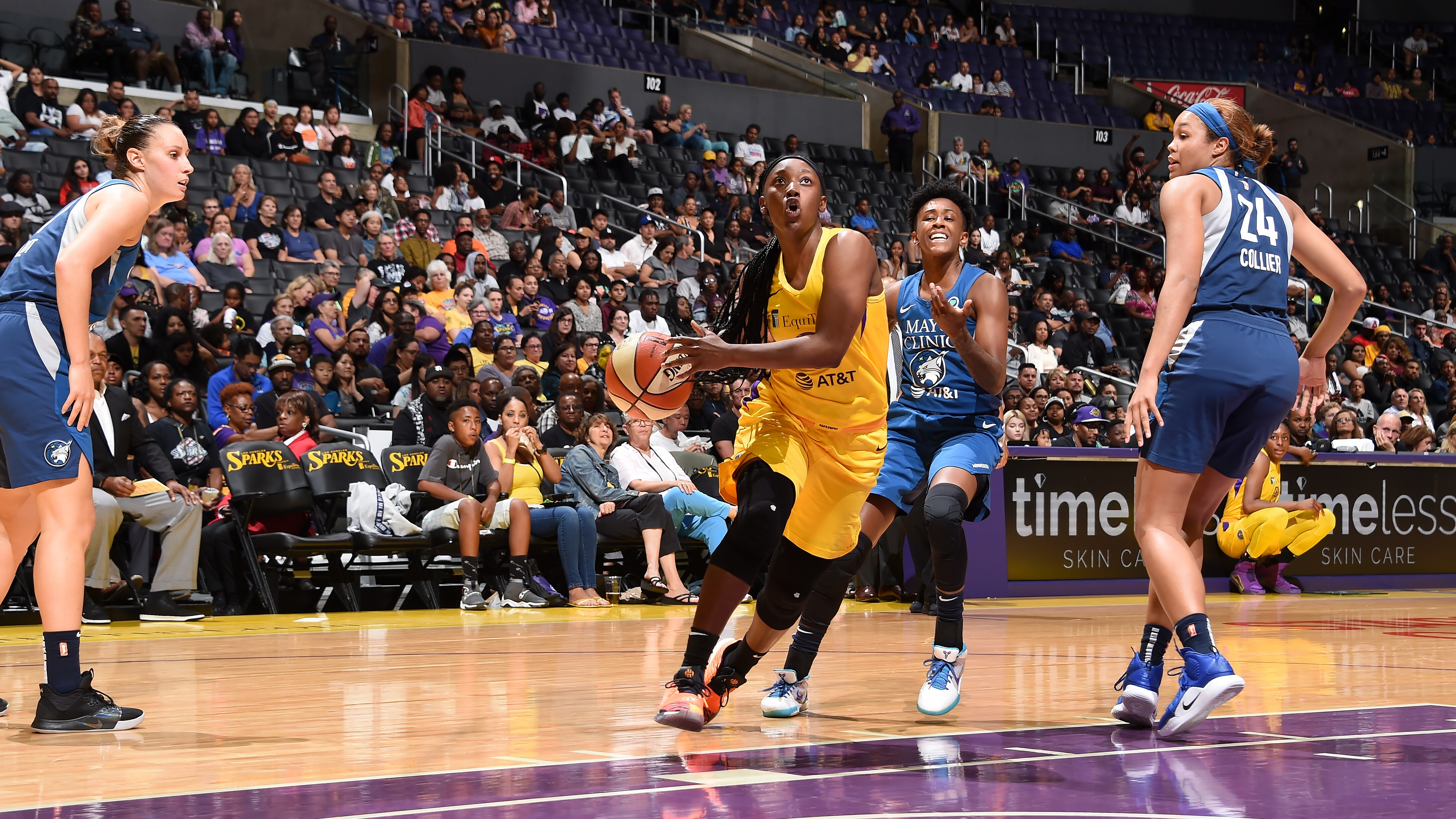 Alexis Jones with 15 Points vs. Minnesota Lynx